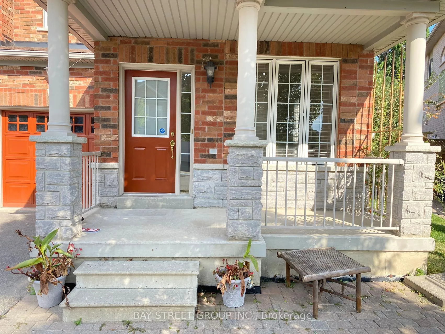 Photo 2 of 39 Levellands Crescent, Richmond Hill, Langstaff — HOMEH