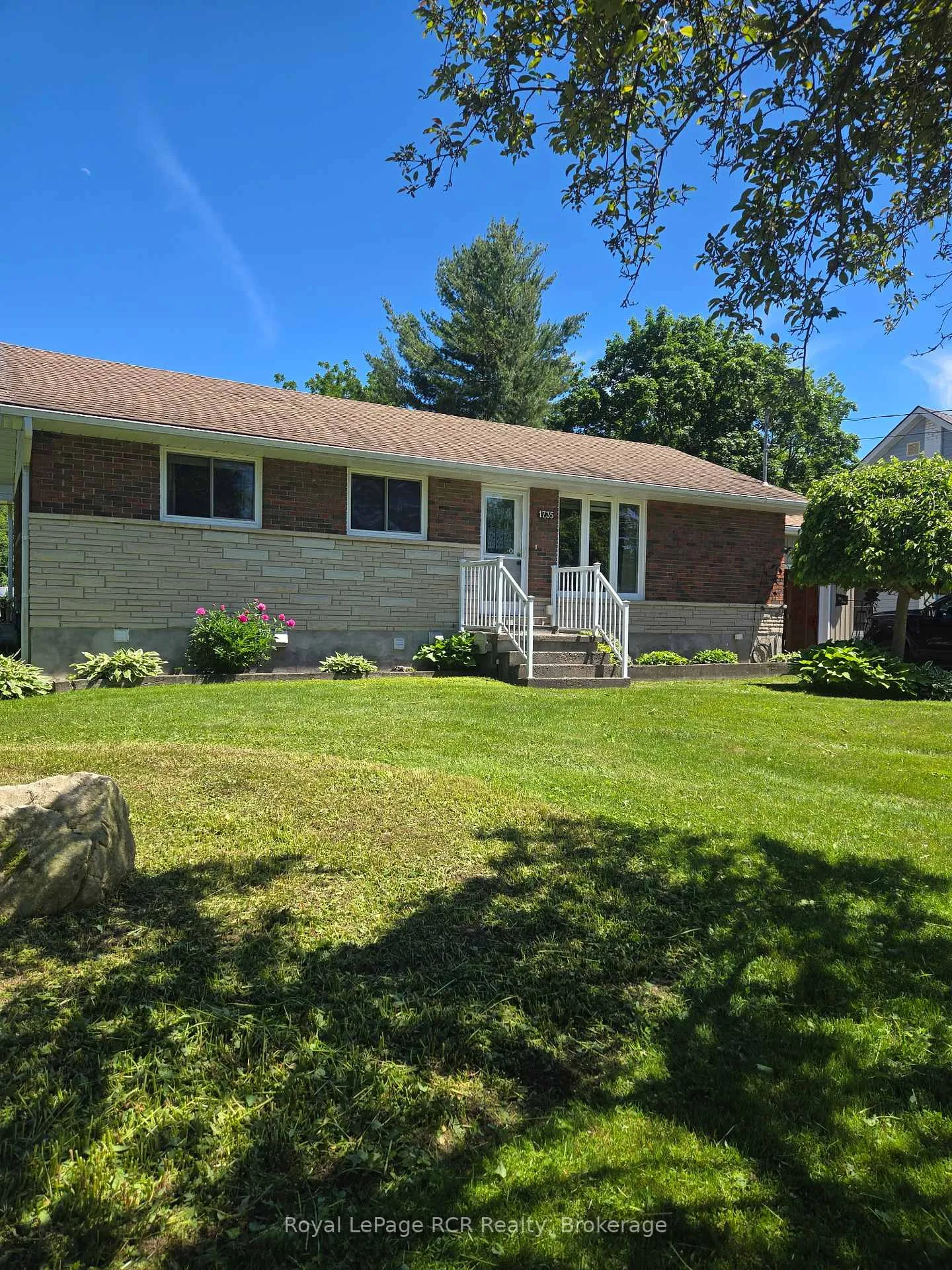 Photo 1 of 1735 6th Avenue E, Owen Sound — HOMEH