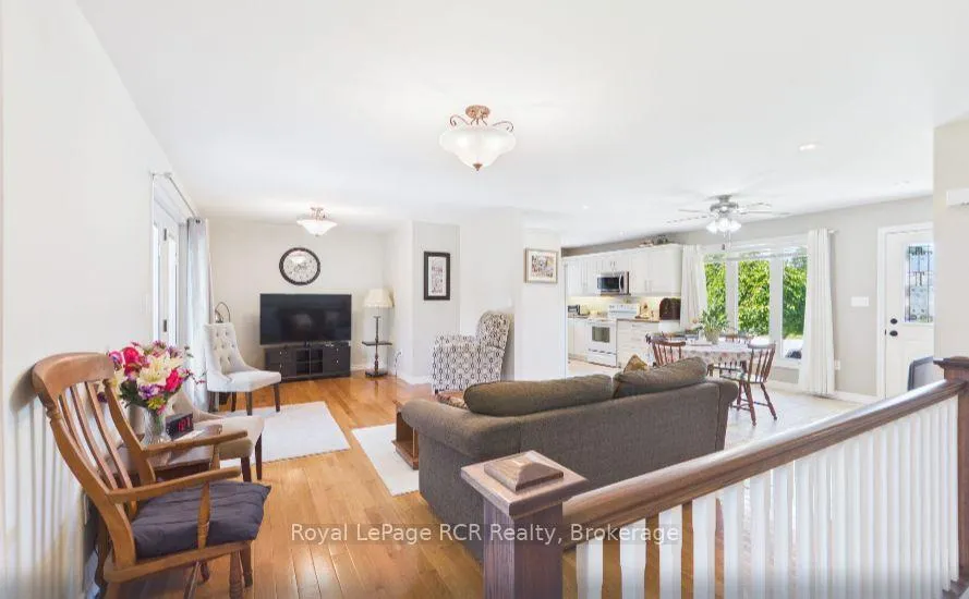 Photo 10 of 1735 6th Avenue E, Owen Sound — HOMEH