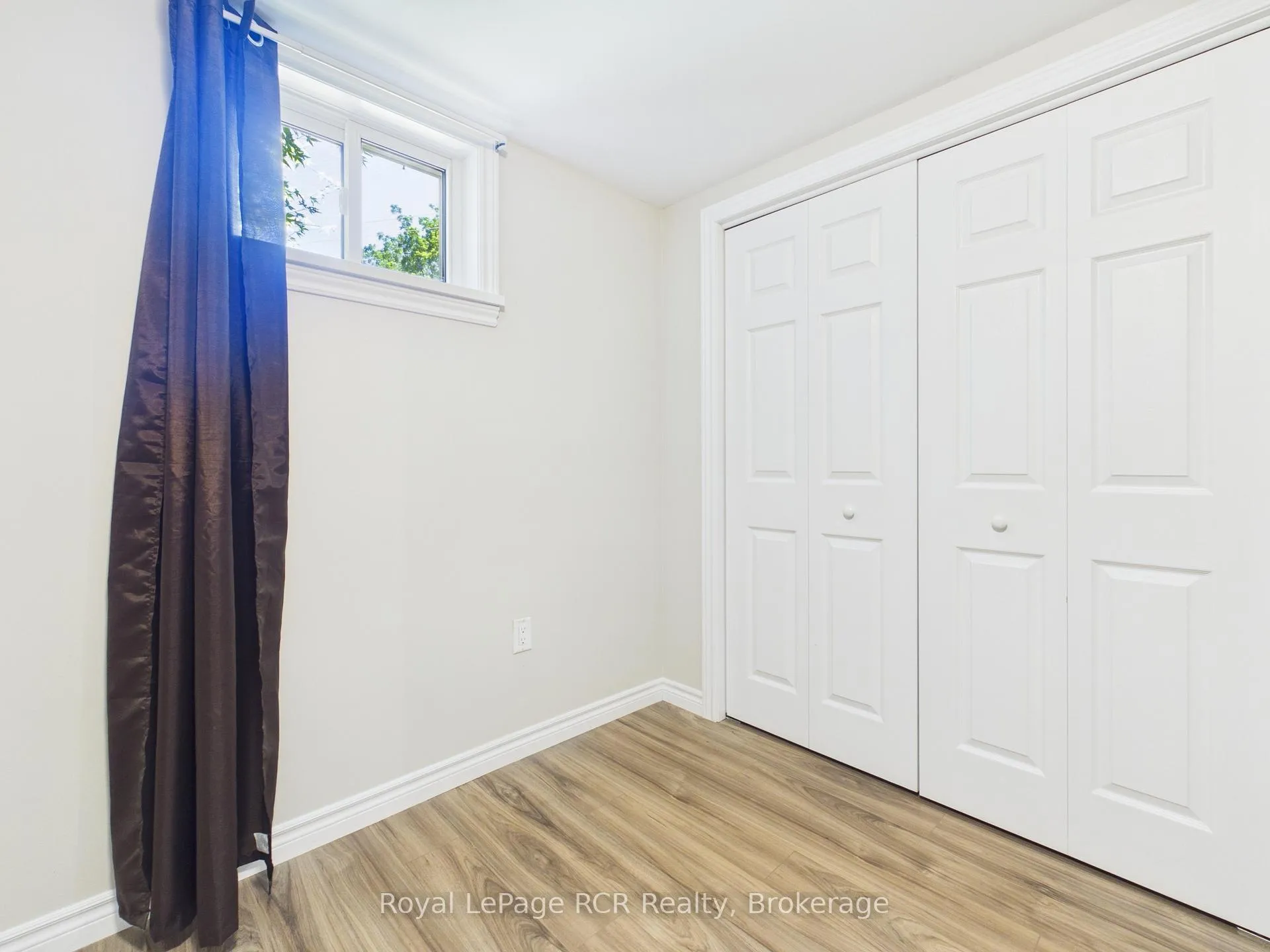 Photo 25 of 1735 6th Avenue E, Owen Sound — HOMEH