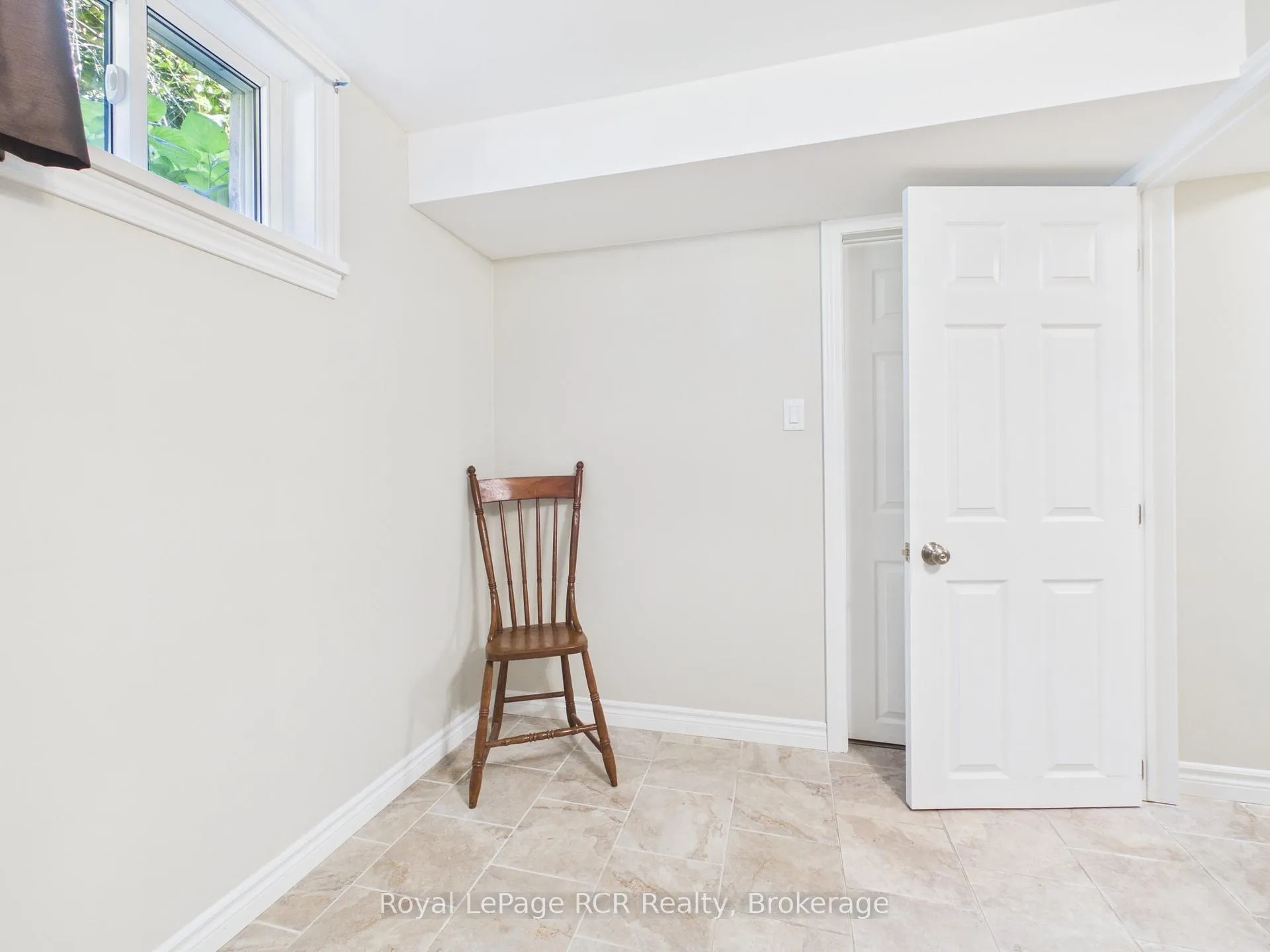 Photo 26 of 1735 6th Avenue E, Owen Sound — HOMEH