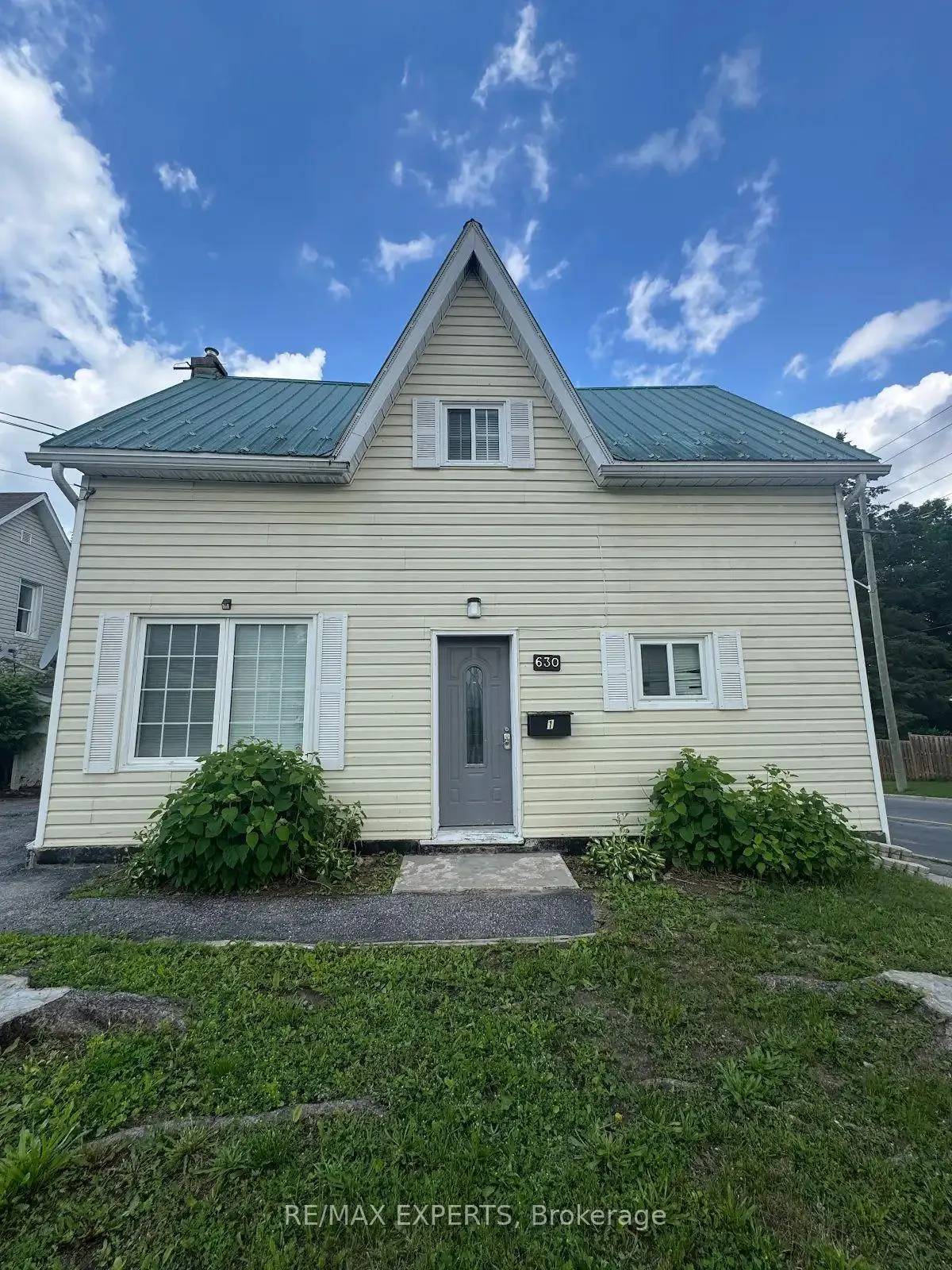 Photo 1 of Unit Unit B, 630 Dominion Avenue, Midland — HOMEH