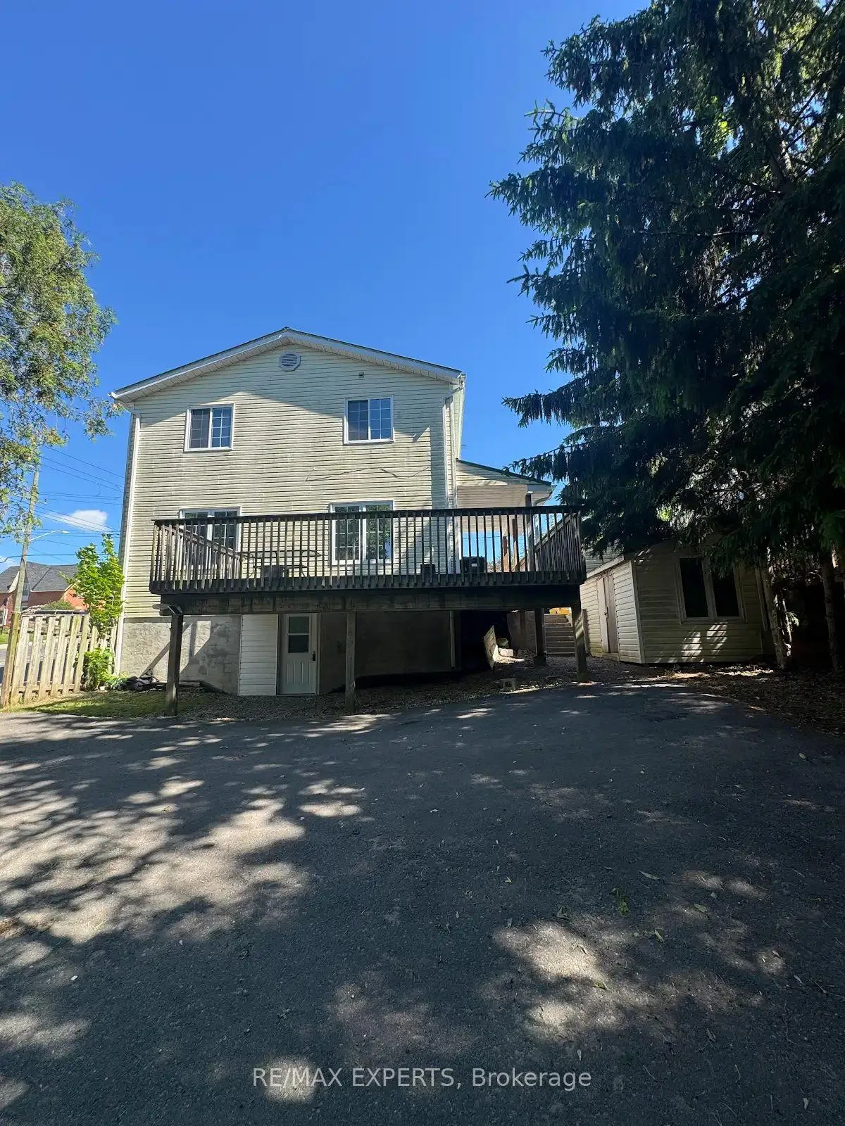 Photo 7 of Unit A, 630 Dominion Avenue, Midland — HOMEH