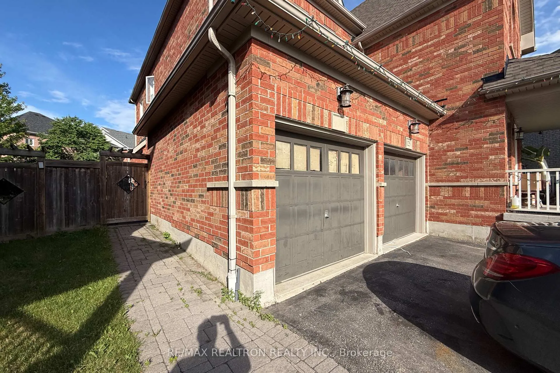 Photo 2 of Unit (BASEMENT), 125 Decourcy-Ireland Circle, Ajax, Northeast Ajax — HOMEH