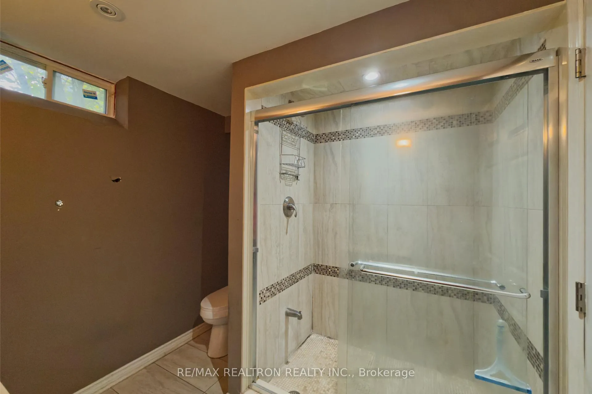 Photo 13 of Unit (BASEMENT), 125 Decourcy-Ireland Circle, Ajax, Northeast Ajax — HOMEH