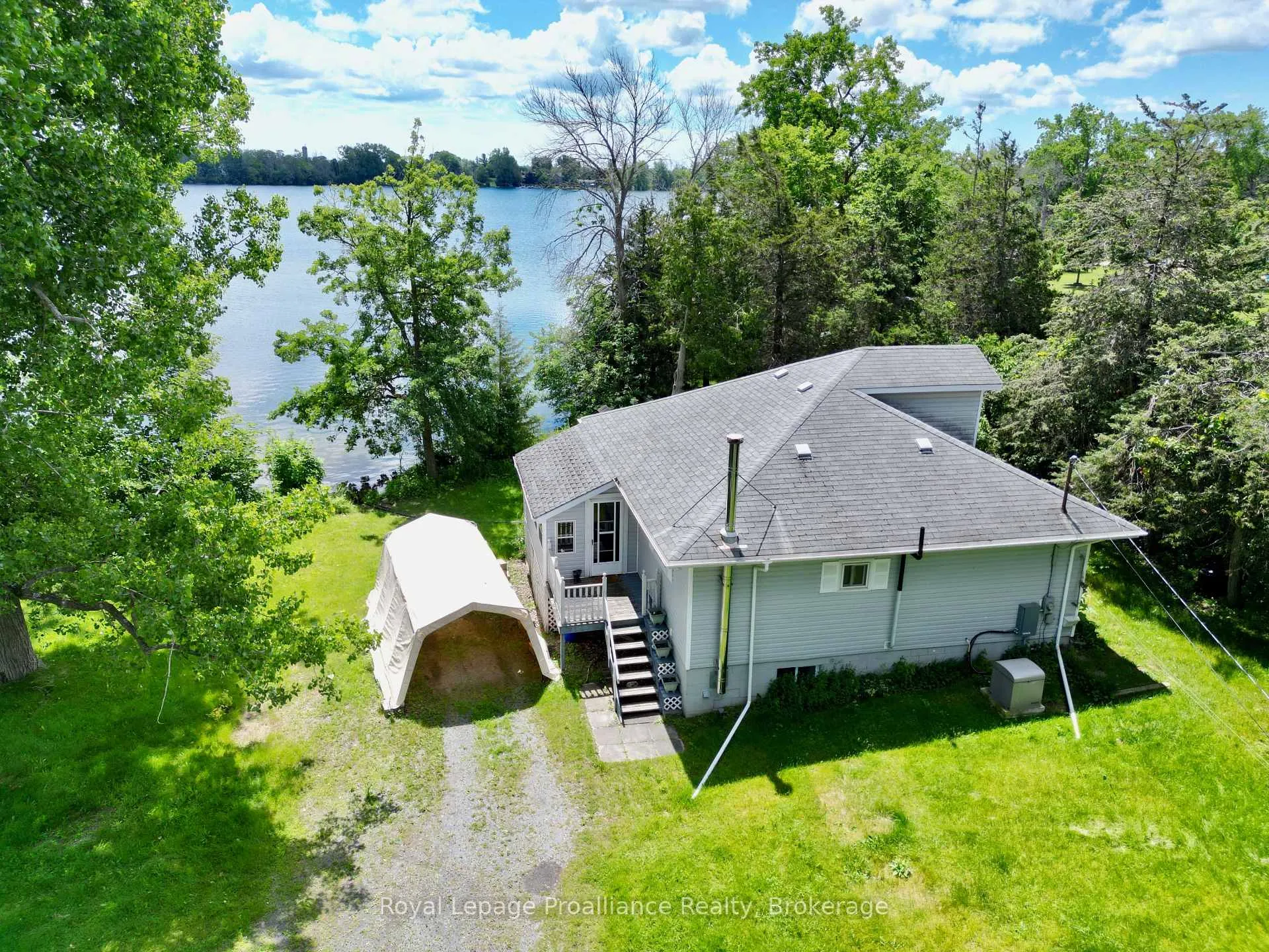 Front of 473 County Rd 19 Street