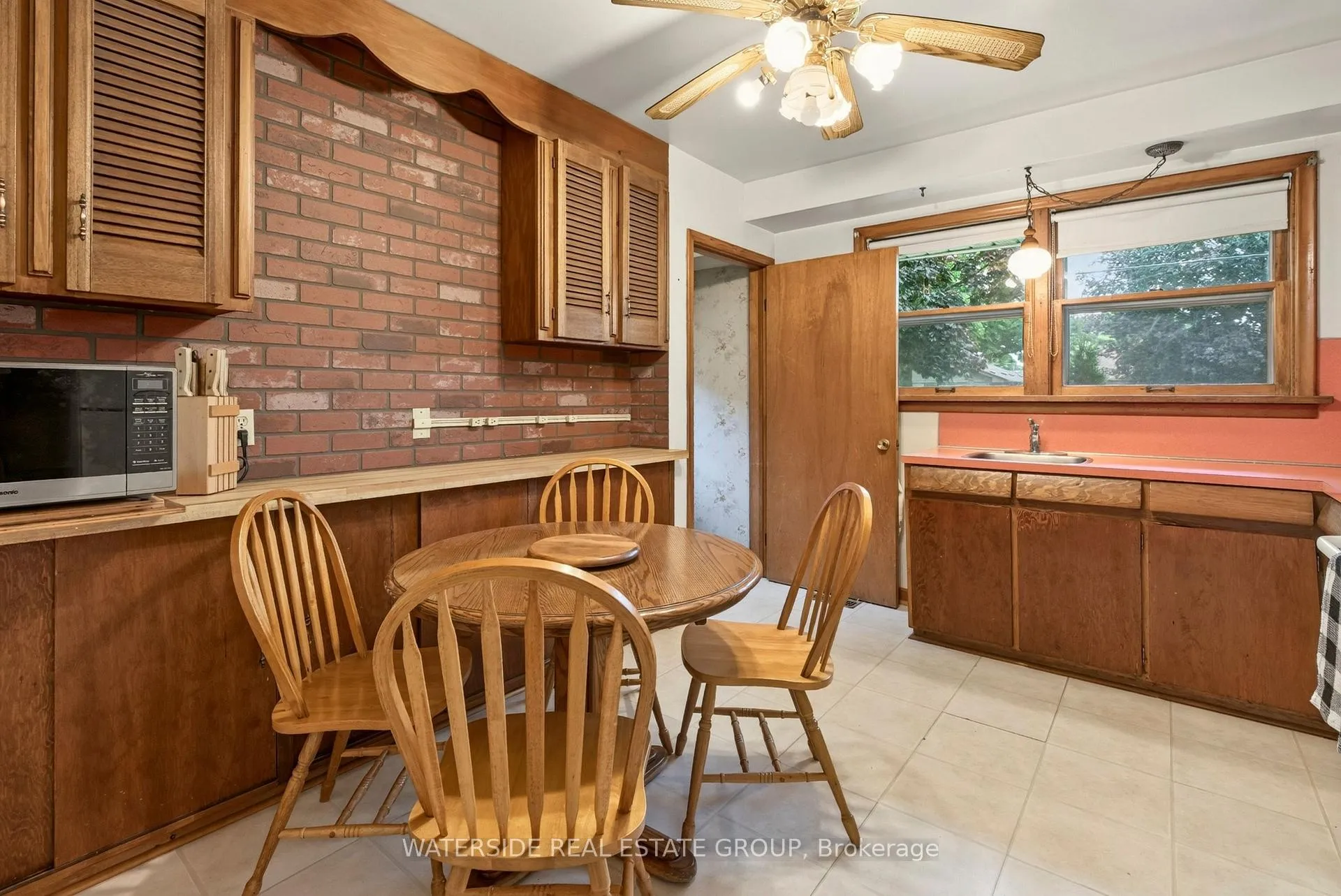 Photo 8 of 184 West 33 Street, Hamilton, Westcliffe — HOMEH