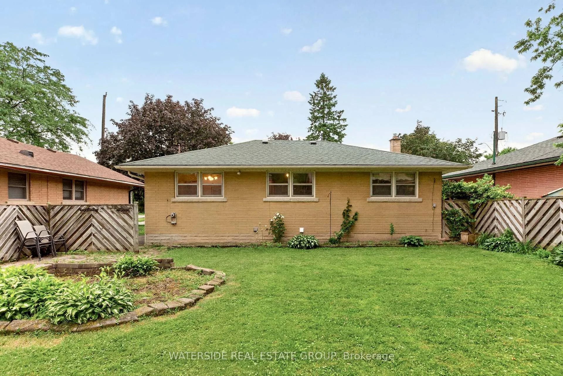 Photo 19 of 184 West 33 Street, Hamilton, Westcliffe — HOMEH