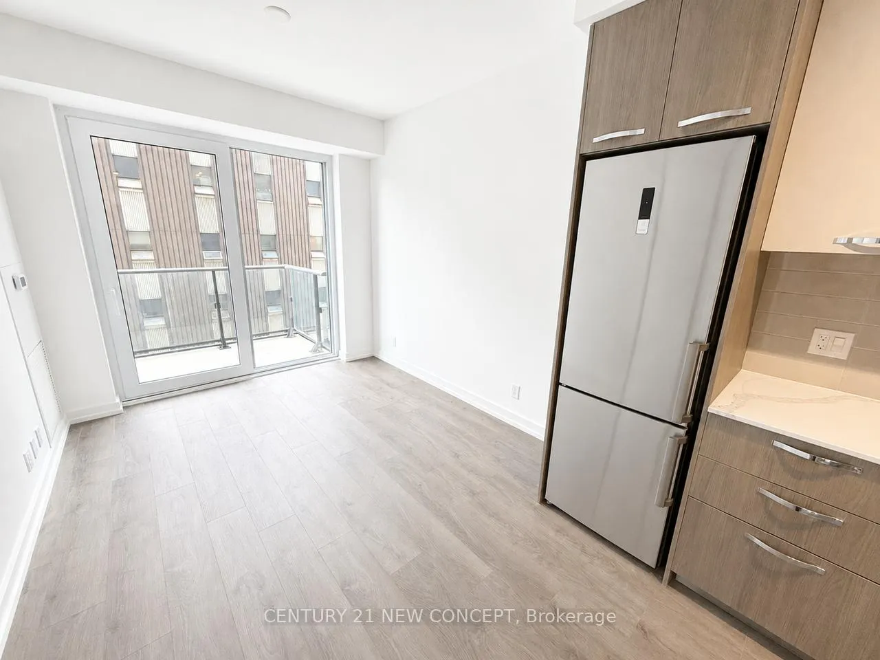 Photo 9 of Unit 416, 75 James Street S, Hamilton, Corktown — HOMEH