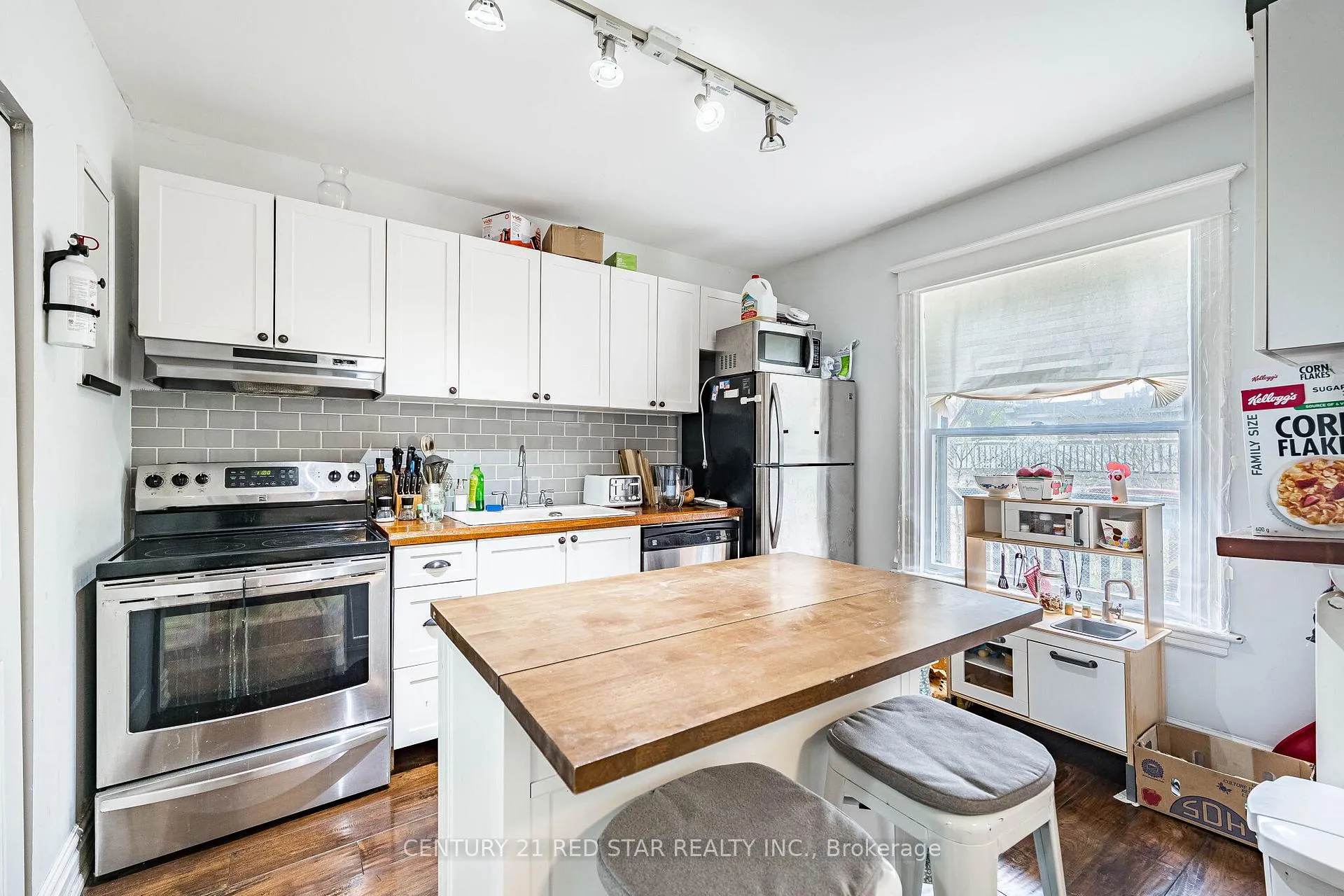 Photo 9 of Unit Upper, 144 Bold Street, Hamilton, Durand — HOMEH
