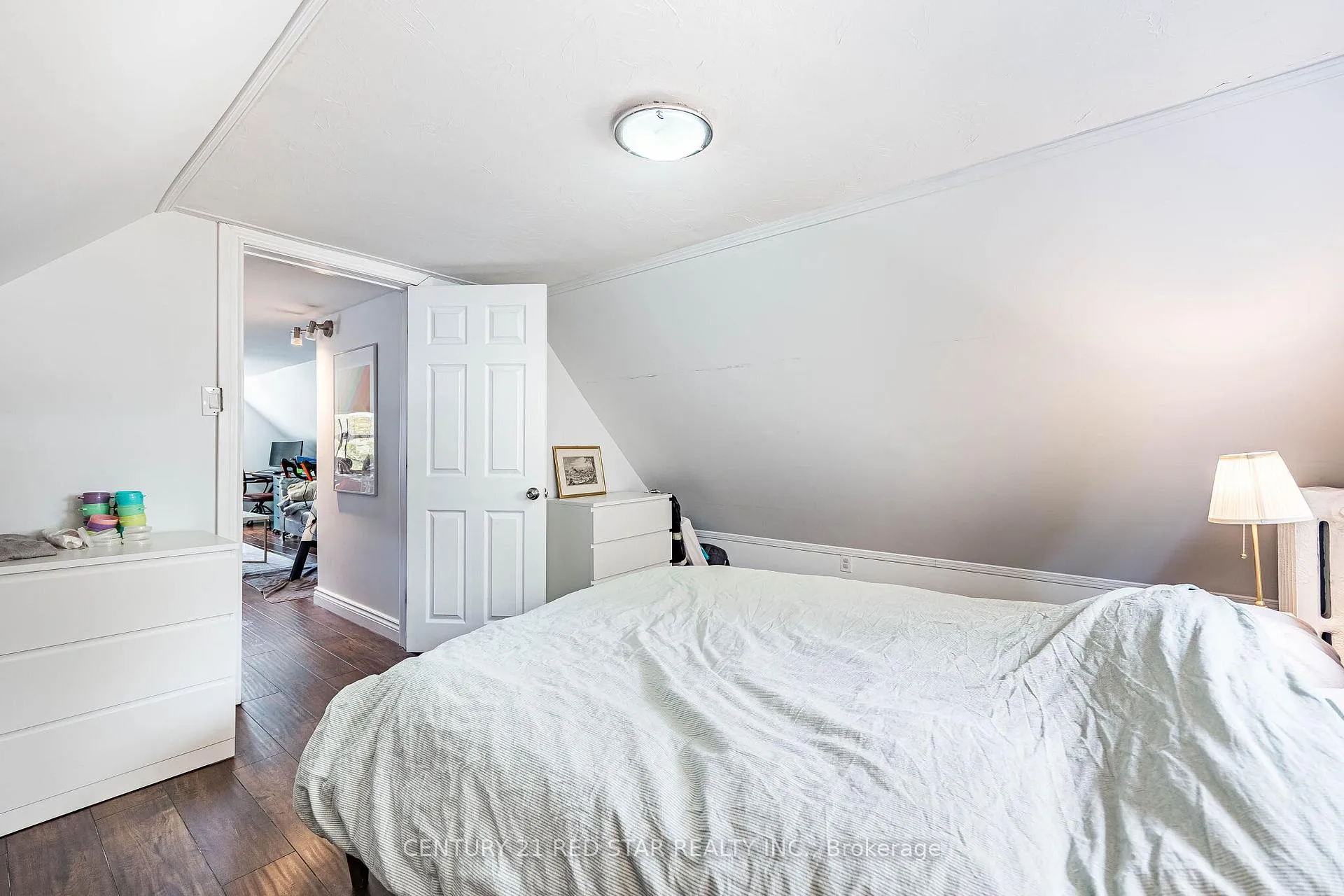 Photo 39 of Unit Upper, 144 Bold Street, Hamilton, Durand — HOMEH