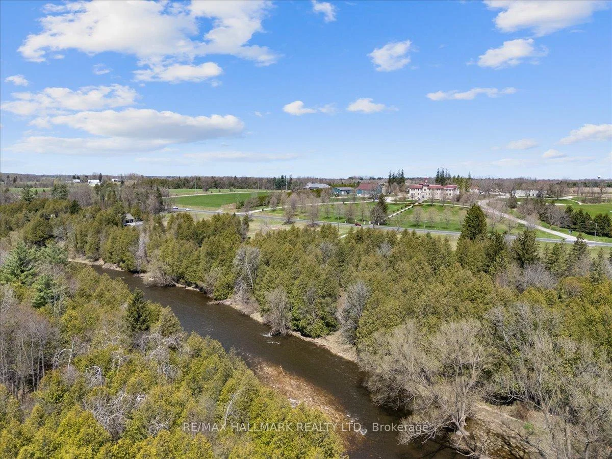 Photo 7 of Unit 412, 99B Farley Road, Centre Wellington, Fergus — HOMEH