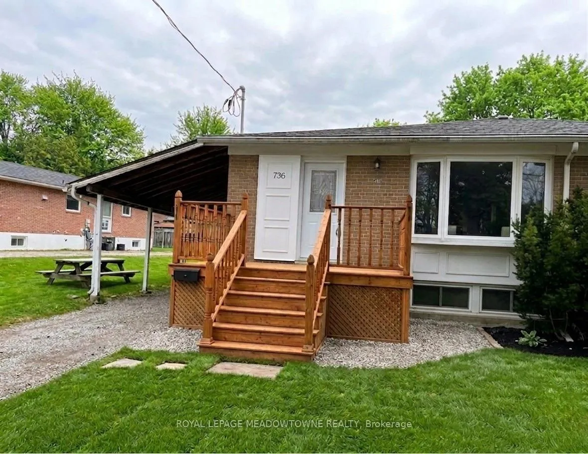 Photo 1 of Unit Basement B, 736 Sunnypoint Drive, Newmarket, Huron Heights-Leslie Valley — HOMEH