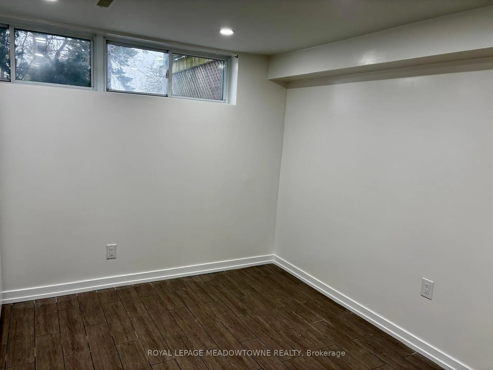 Photo 8 of Unit Basement B, 736 Sunnypoint Drive, Newmarket, Huron Heights-Leslie Valley — HOMEH