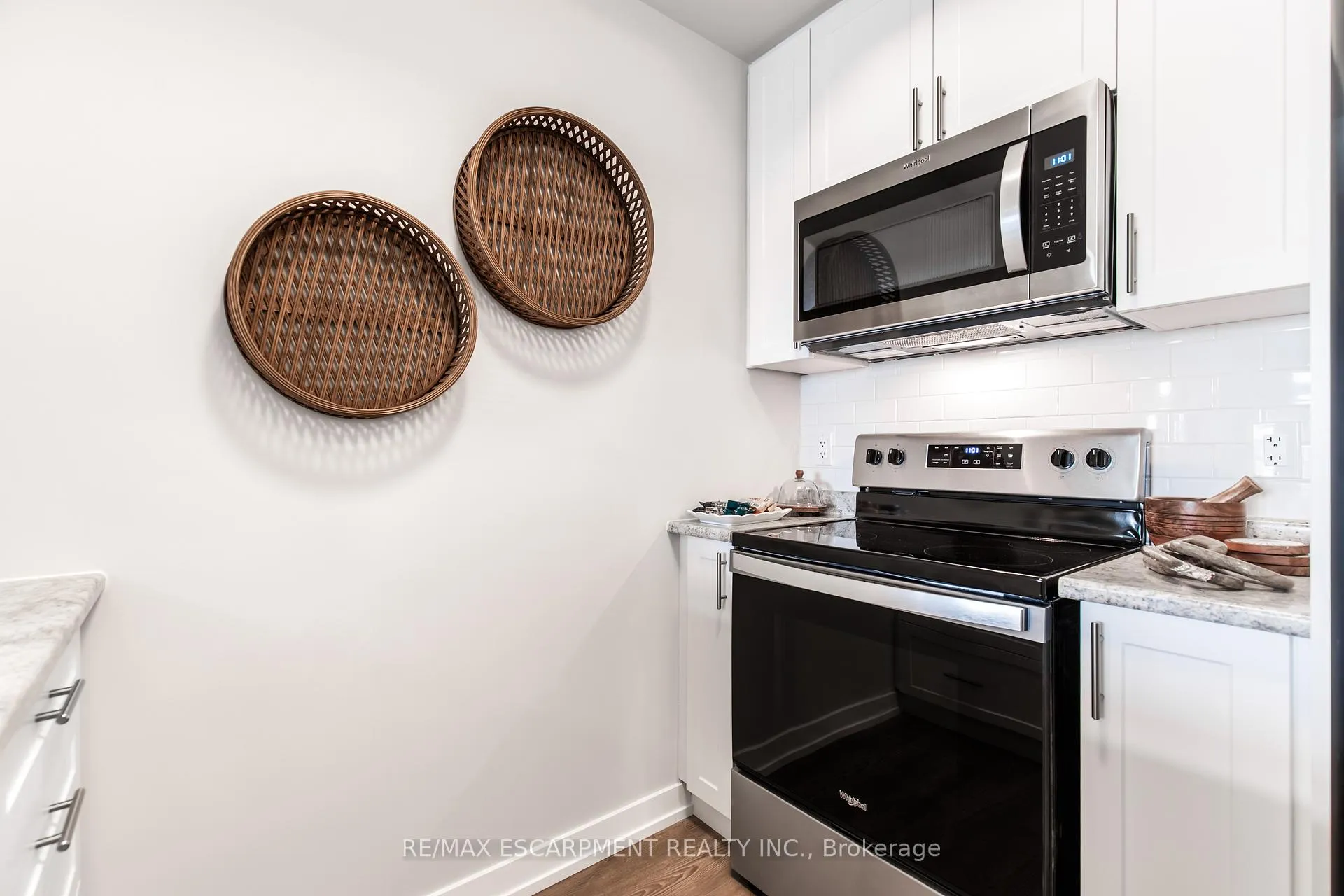 Photo 5 of Unit 504, 870 Queenston Road, Hamilton, Stoney Creek — HOMEH