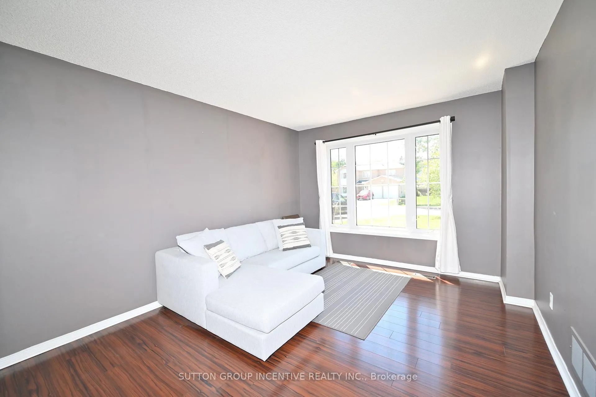 Photo 5 of 98 Cardinal Street, Barrie, Cundles East — HOMEH