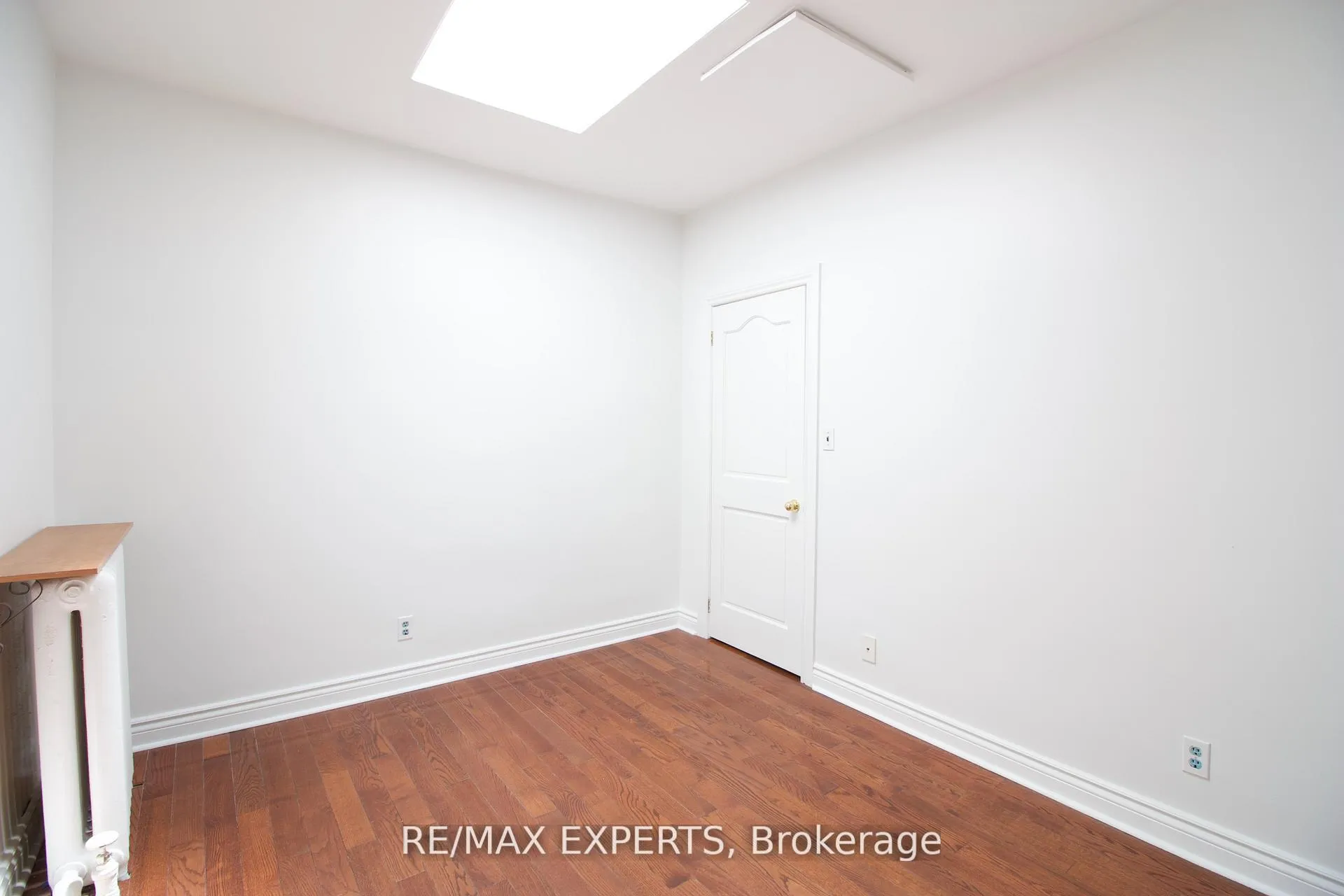 Photo 10 of 128 Baycliffe Crescent, Brampton, Northwest Brampton — HOMEH