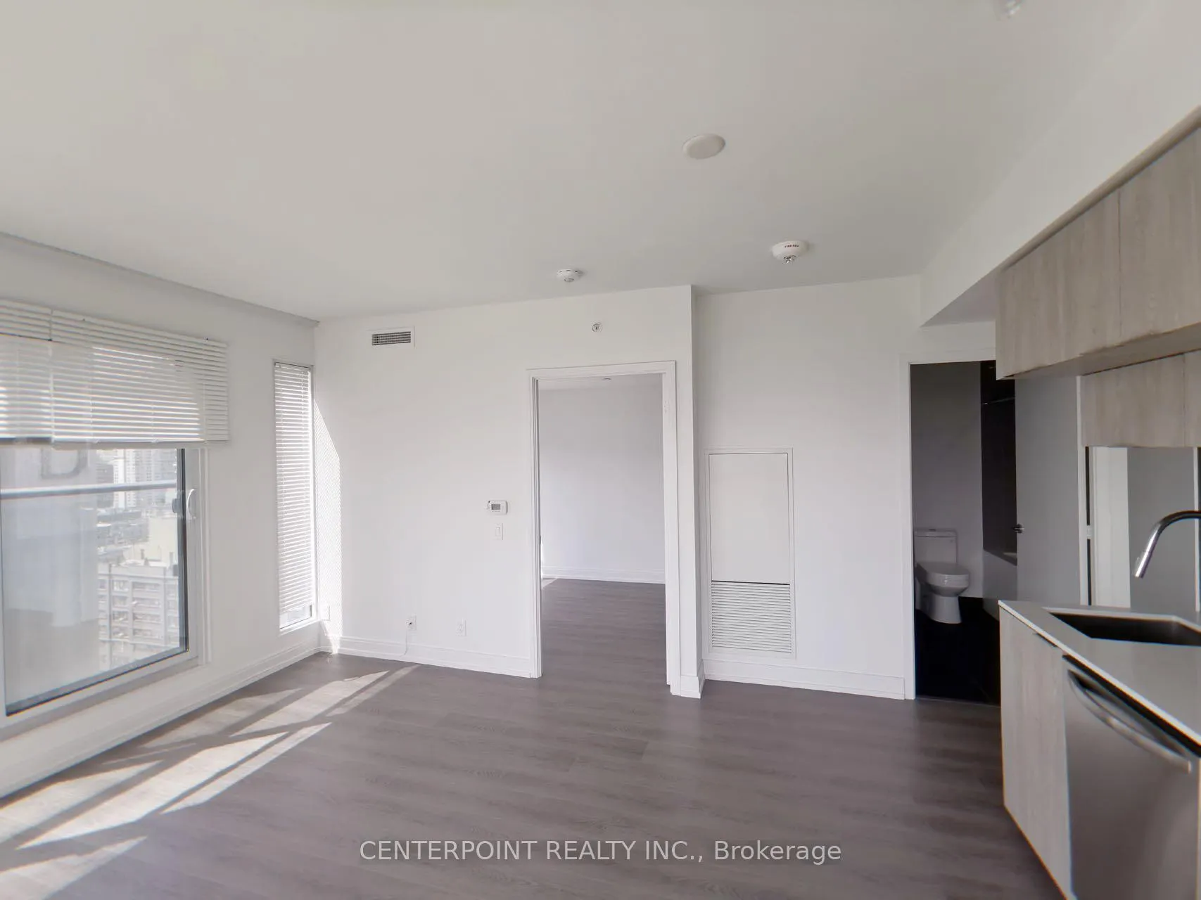 Photo 5 of Unit 1805, 181 Dundas Street E, Toronto, Moss Park — HOMEH