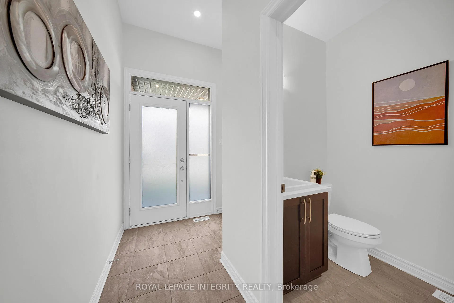 Photo 2 of 353 Cornice Street, Ottawa, Mer Bleue/Bradley Estates/Anderson Park — HOMEH