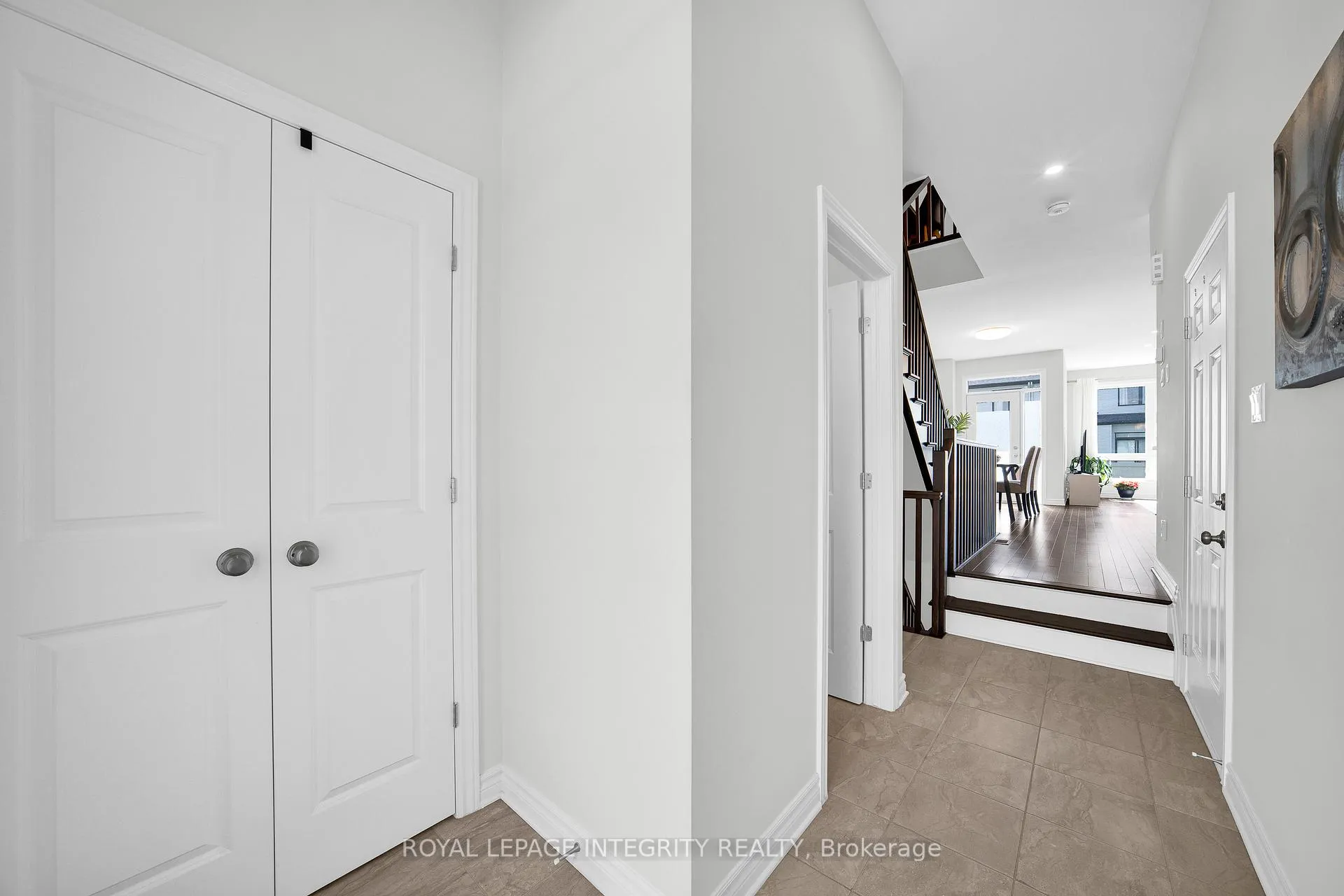 Photo 3 of 353 Cornice Street, Ottawa, Mer Bleue/Bradley Estates/Anderson Park — HOMEH