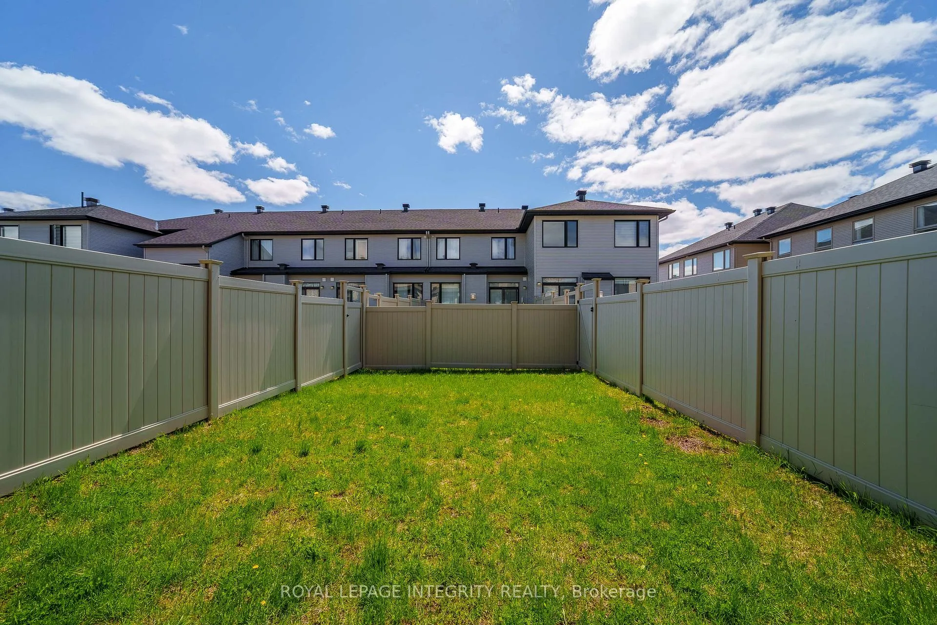 Photo 32 of 353 Cornice Street, Ottawa, Mer Bleue/Bradley Estates/Anderson Park — HOMEH
