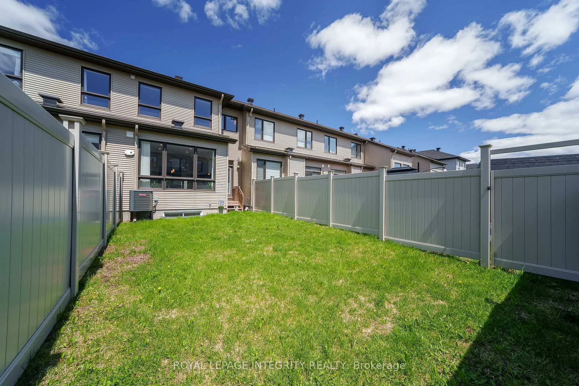 Photo 33 of 353 Cornice Street, Ottawa, Mer Bleue/Bradley Estates/Anderson Park — HOMEH