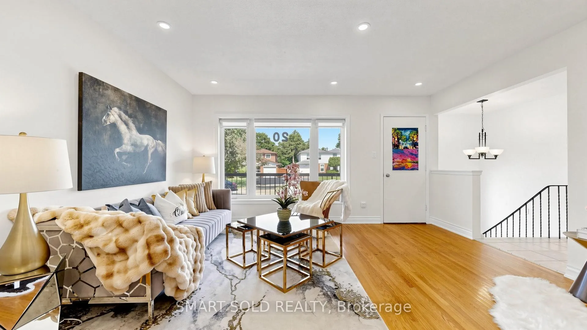 Photo 8 of 20 Bedle Avenue, North York, Hillcrest Village — HOMEH