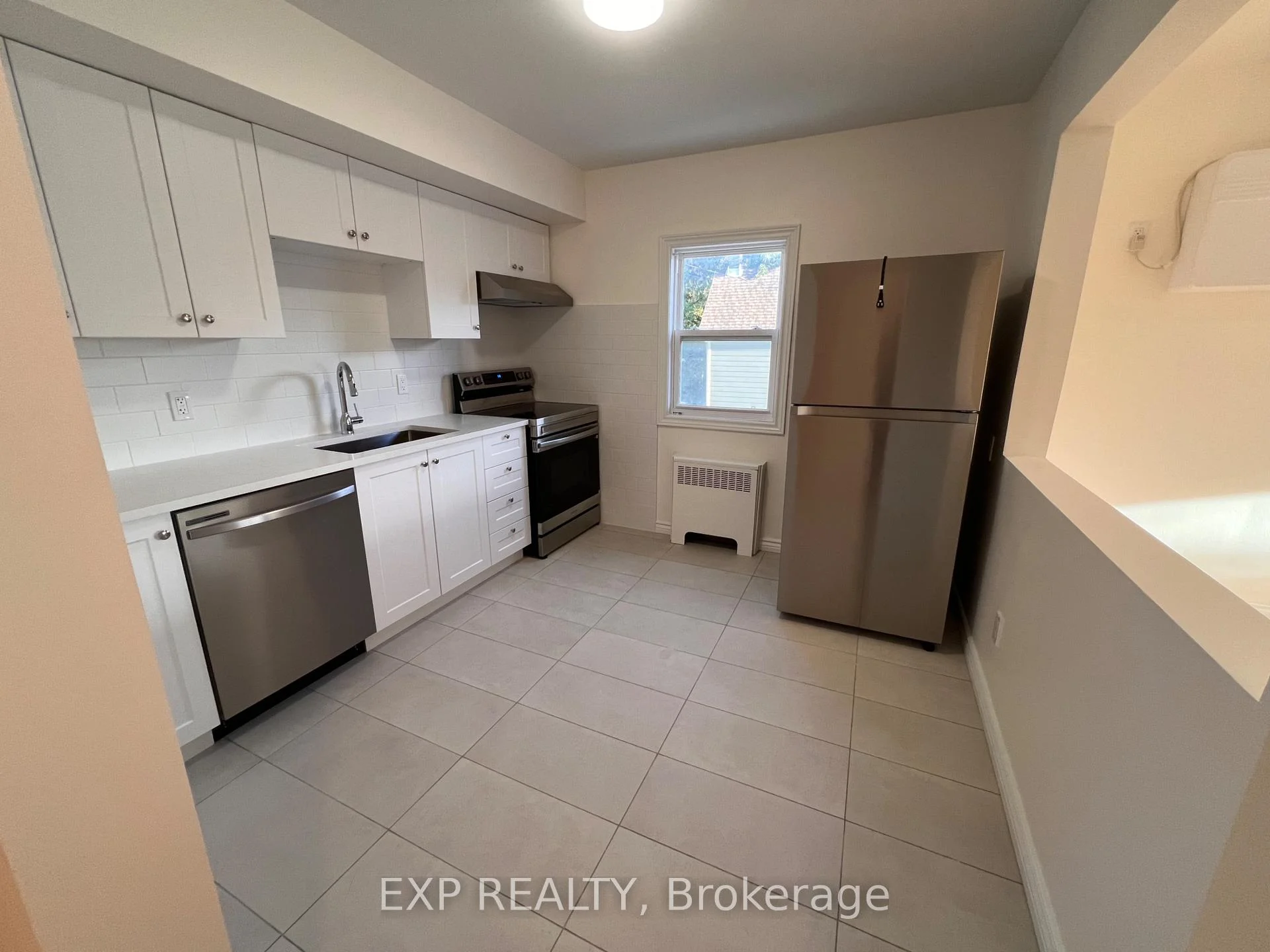 Photo 13 of Unit 5, 75 Holland Avenue, Ottawa, Ottawa West — HOMEH