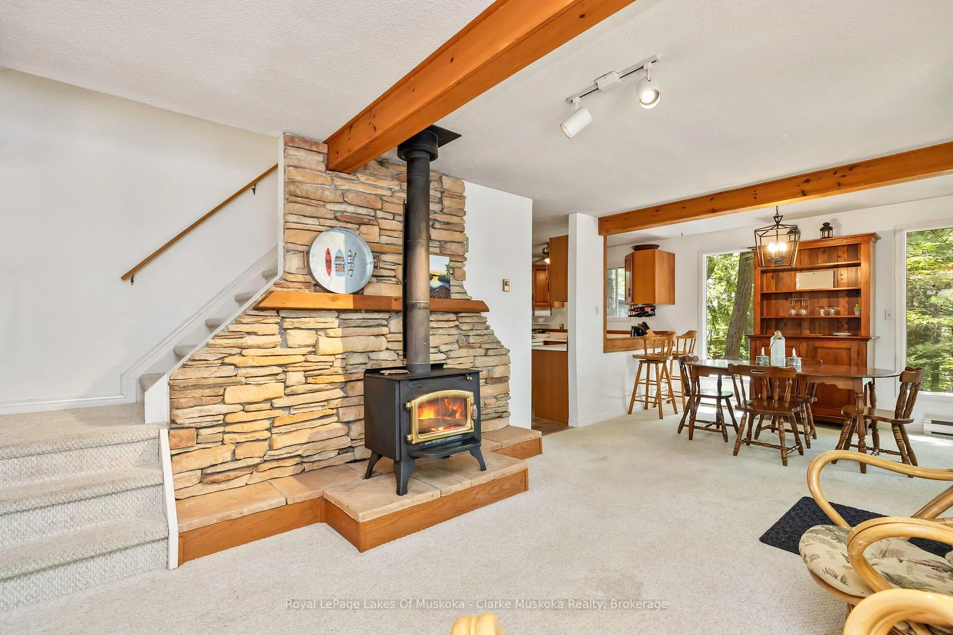 Photo 18 of 41 Miller Island, Gravenhurst, Muskoka (S) — HOMEH