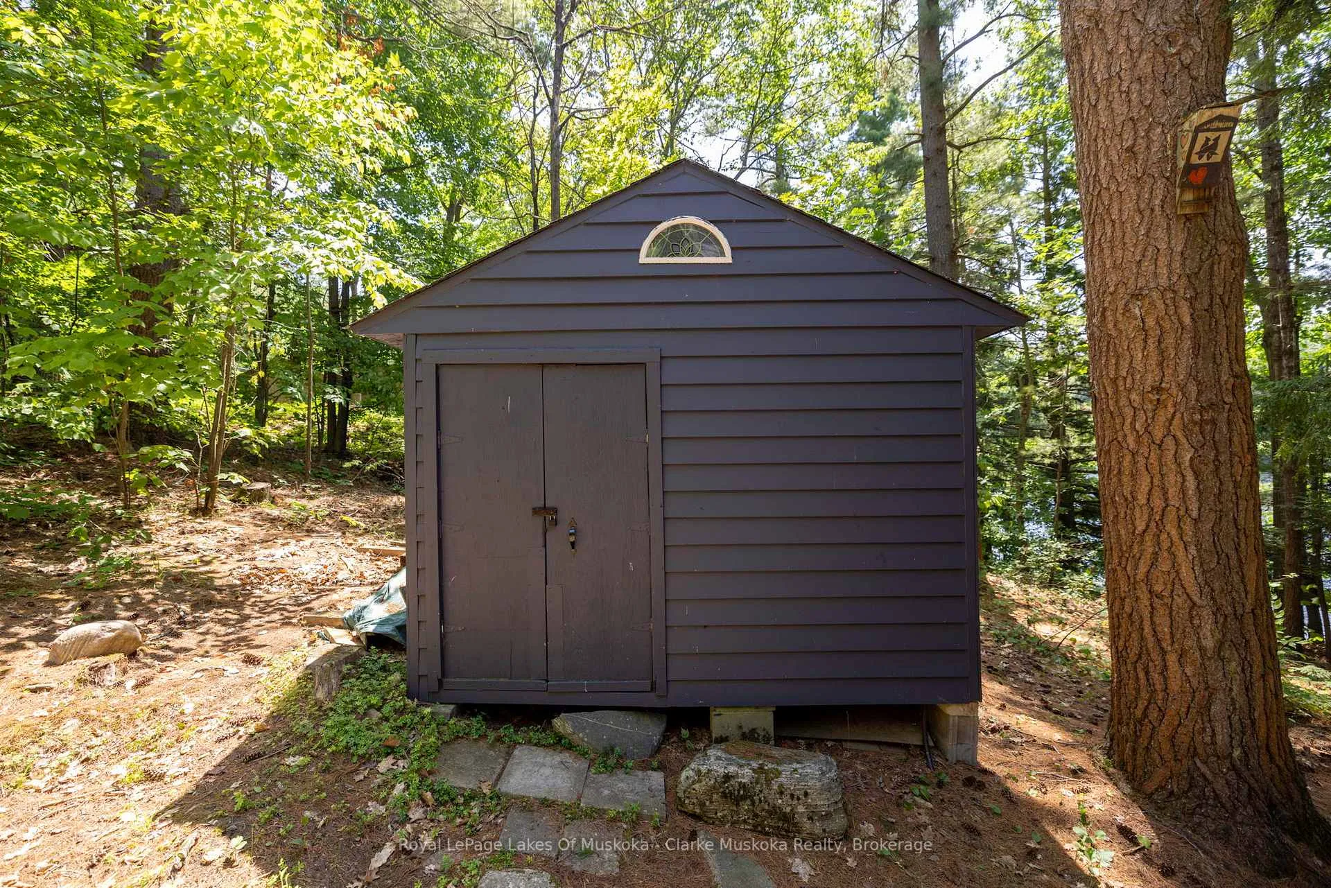 Photo 26 of 41 Miller Island, Gravenhurst, Muskoka (S) — HOMEH