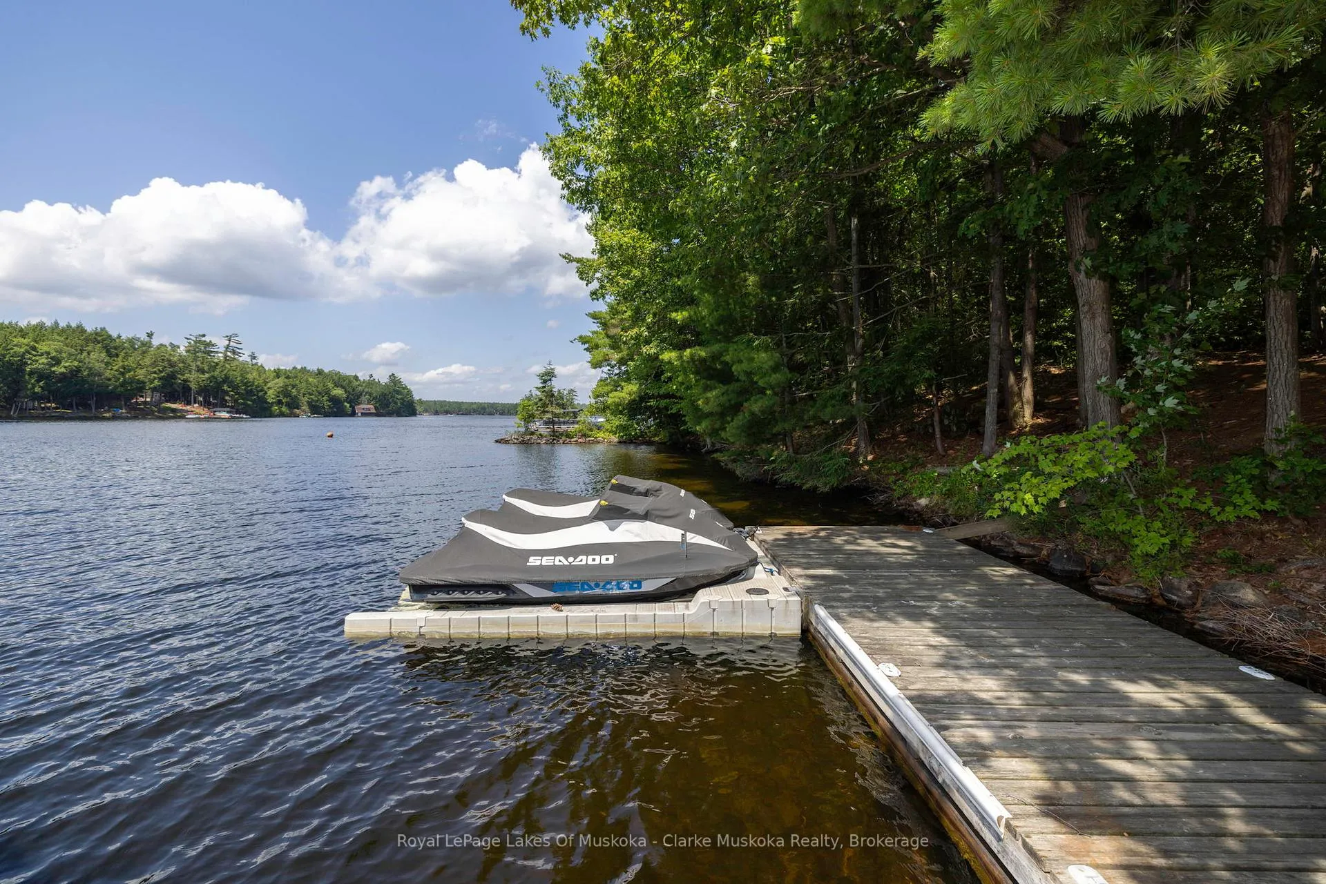 Photo 29 of 41 Miller Island, Gravenhurst, Muskoka (S) — HOMEH
