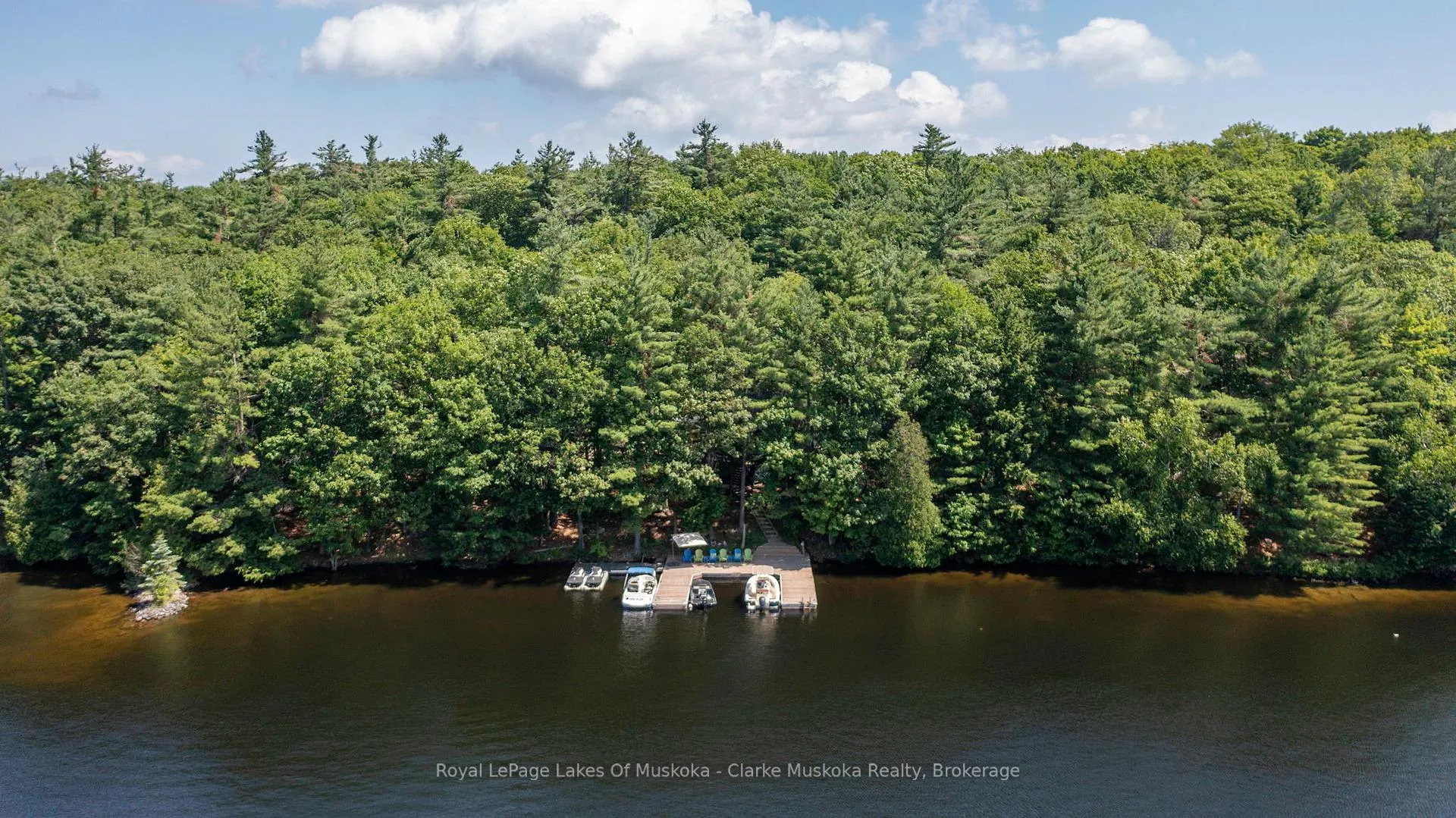 Photo 33 of 41 Miller Island, Gravenhurst, Muskoka (S) — HOMEH