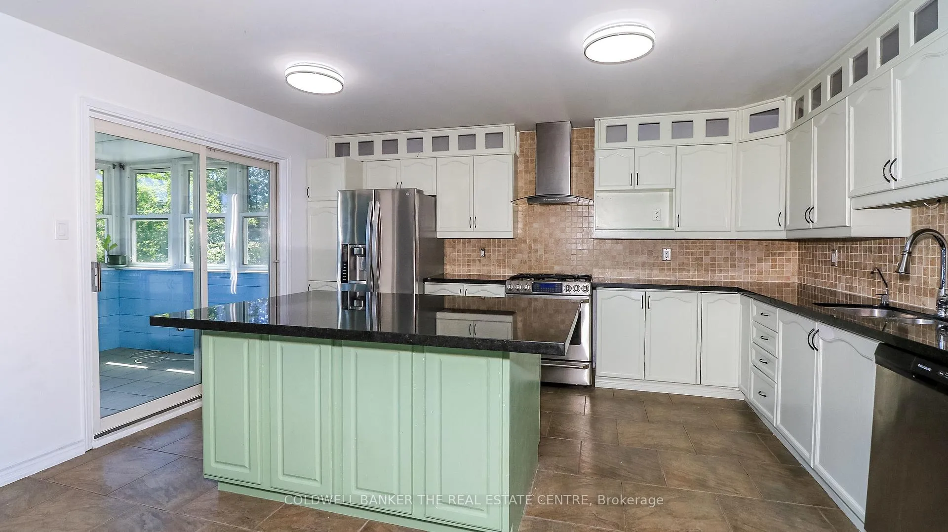 Photo 5 of 1842 Simcoe Boulevard, Innisfil, Alcona — HOMEH