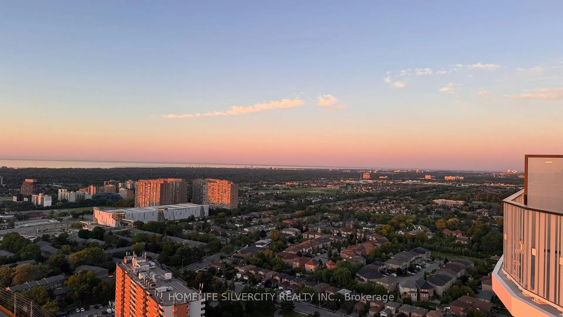 Photo 7 of Unit 3202, 1 Fairview Road, Mississauga, Mississauga Valleys — HOMEH