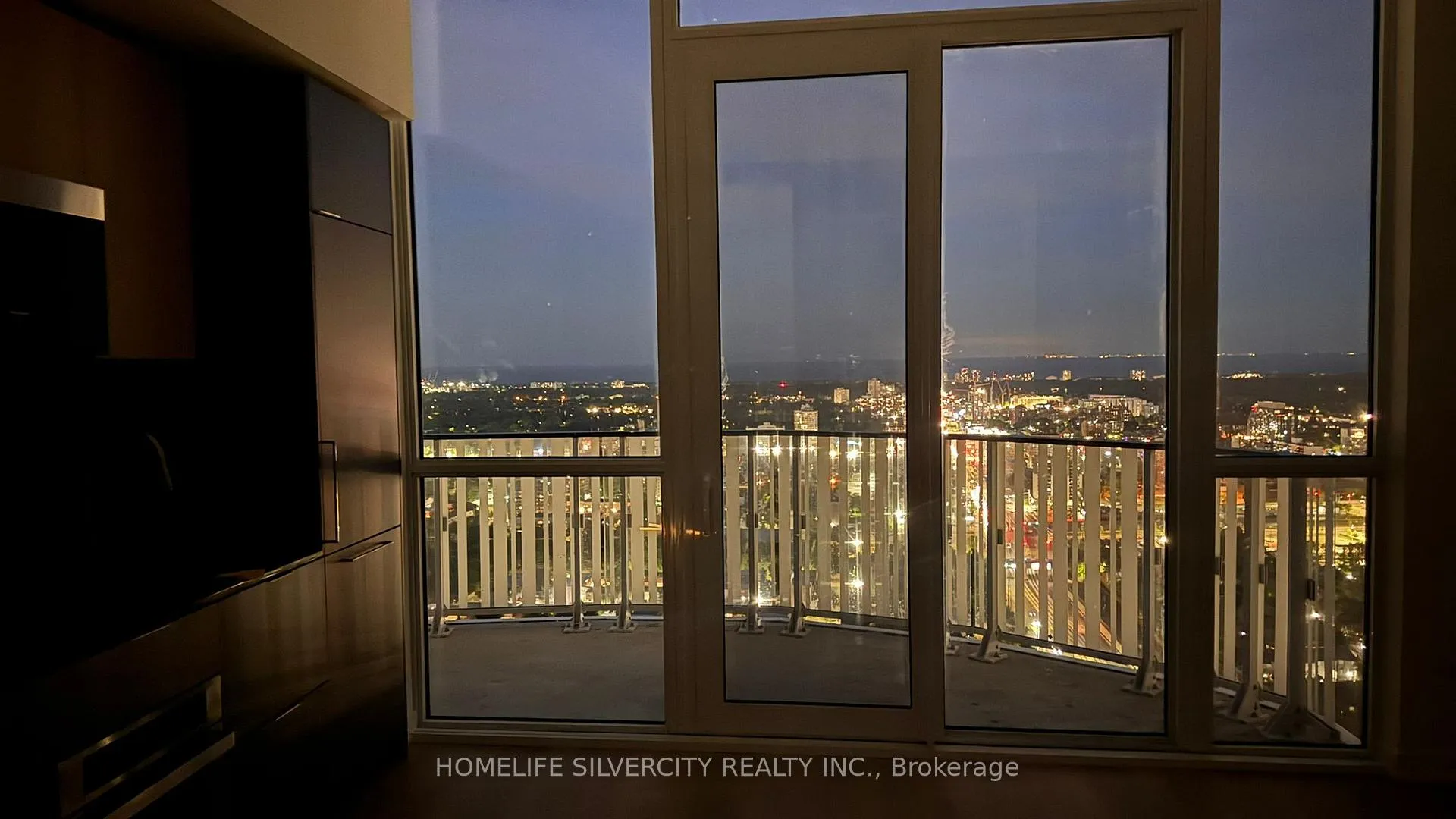 Photo 9 of Unit 3202, 1 Fairview Road, Mississauga, Mississauga Valleys — HOMEH