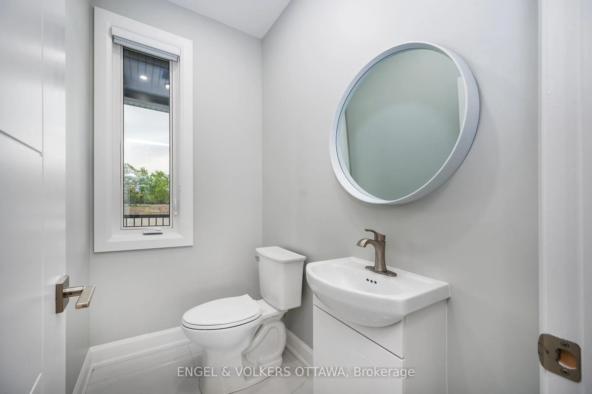 Photo 17 of 424 Ginger Crescent, Ottawa, Metcalfe — HOMEH