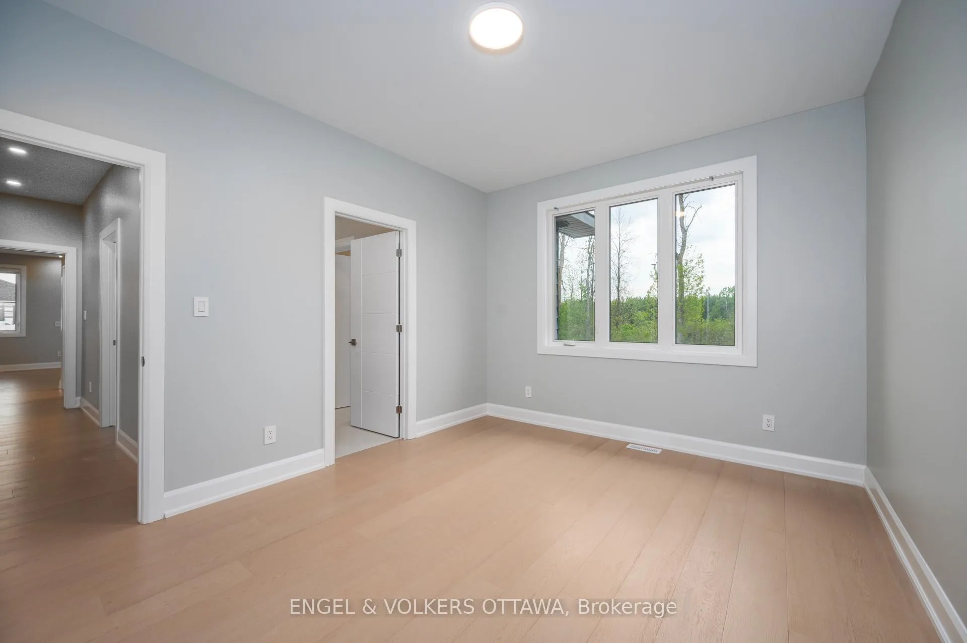 Photo 20 of 424 Ginger Crescent, Ottawa, Metcalfe — HOMEH