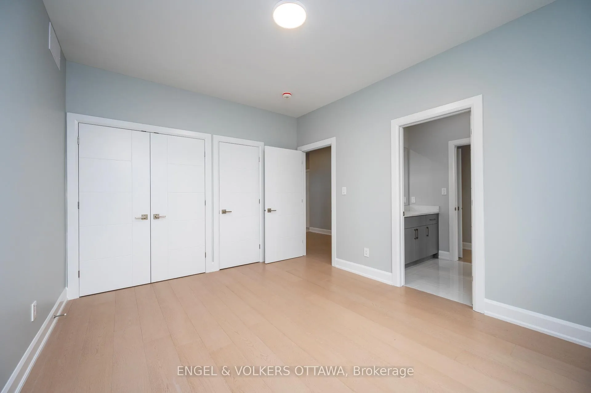 Photo 21 of 424 Ginger Crescent, Ottawa, Metcalfe — HOMEH