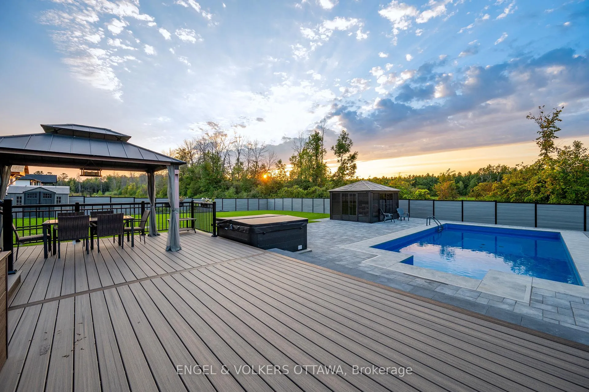 Photo 44 of 424 Ginger Crescent, Ottawa, Metcalfe — HOMEH