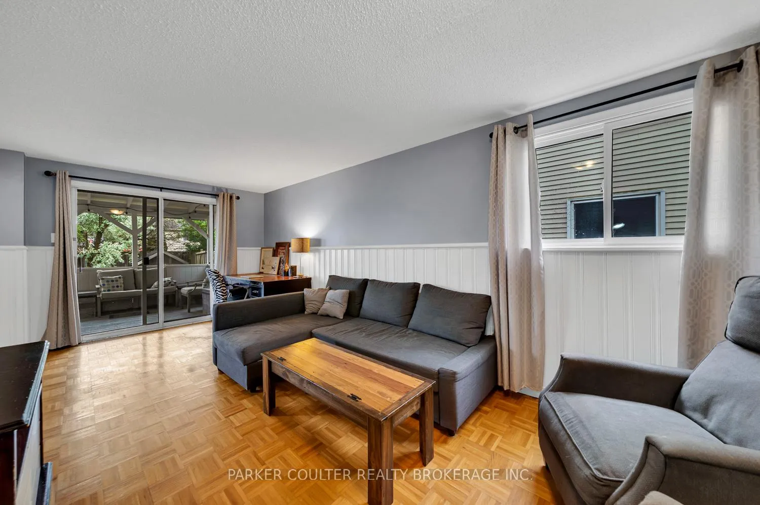 Photo 6 of 19 Corbett Drive, Barrie, Grove East — HOMEH