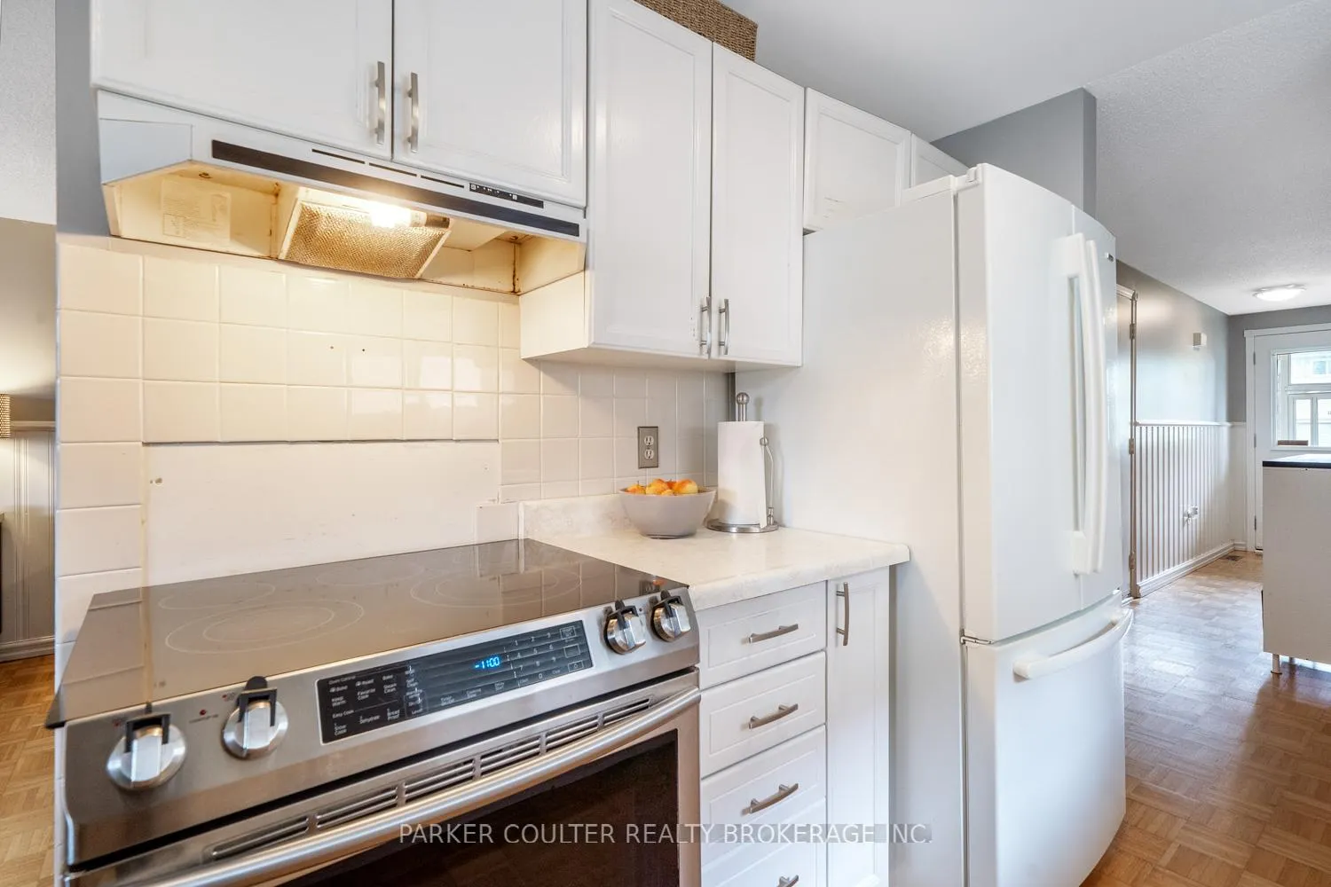 Photo 14 of 19 Corbett Drive, Barrie, Grove East — HOMEH