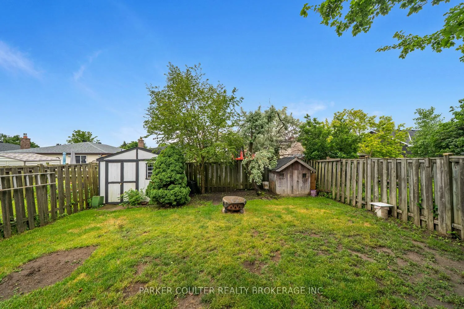 Photo 32 of 19 Corbett Drive, Barrie, Grove East — HOMEH