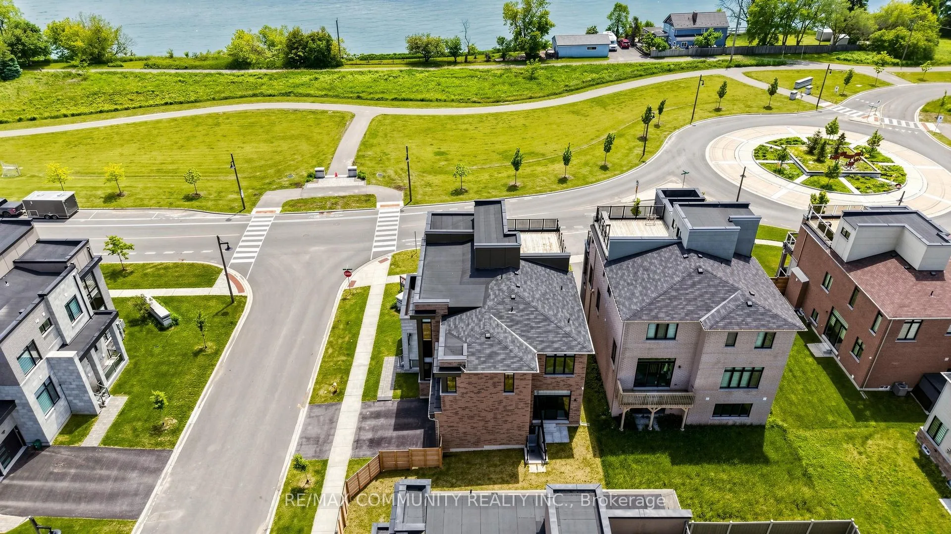 Photo 45 of 2 Cryderman Lane, Clarington, Bowmanville — HOMEH