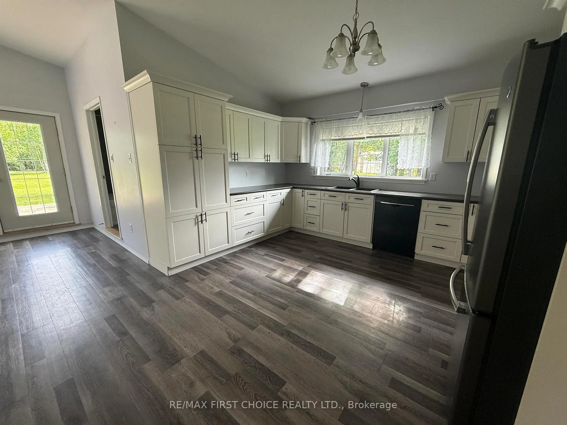 Photo 14 of 849 McIntyre Drive, Kenora Remote Area, Oxdrift — HOMEH
