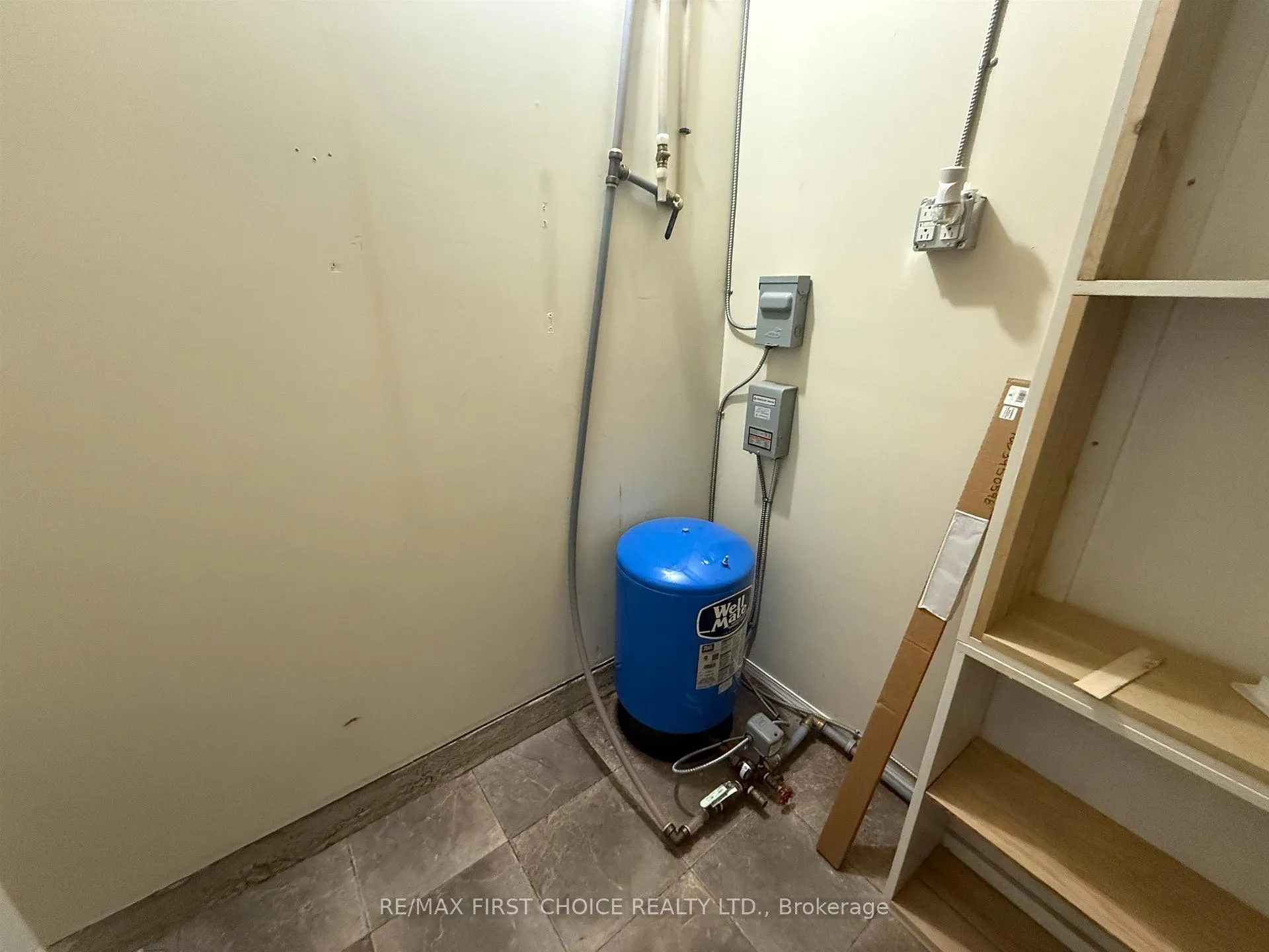 Photo 20 of 849 McIntyre Drive, Kenora Remote Area, Oxdrift — HOMEH