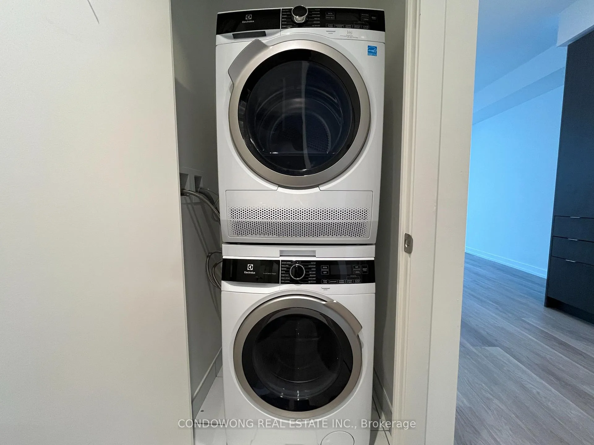 Photo 9 of Unit 7706, 55 Cooper Street, Toronto, Waterfront Communities — HOMEH