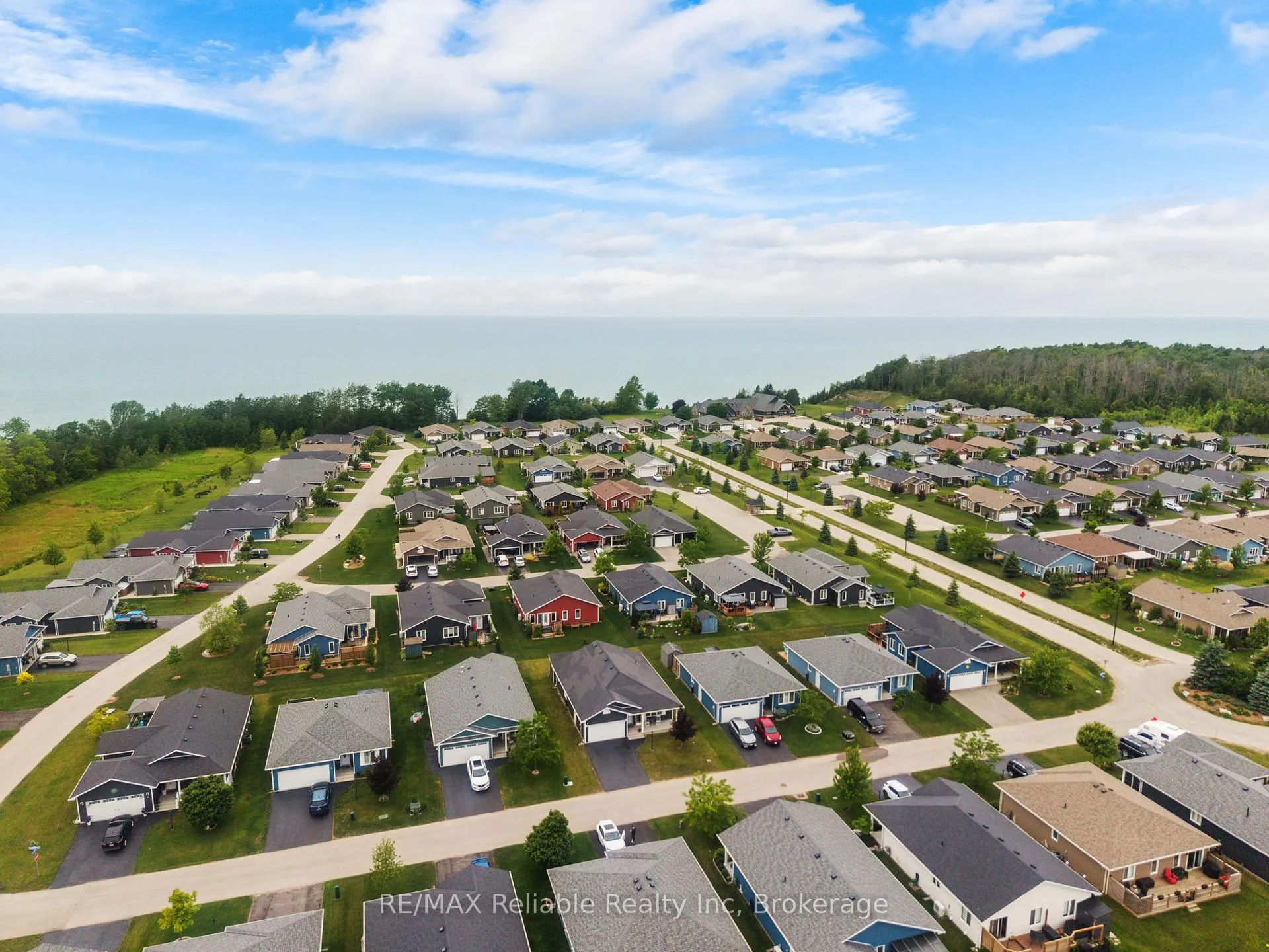 Photo 4 of 7 Windward Way S, Ashfield-Colborne-Wawanosh, Colborne — HOMEH