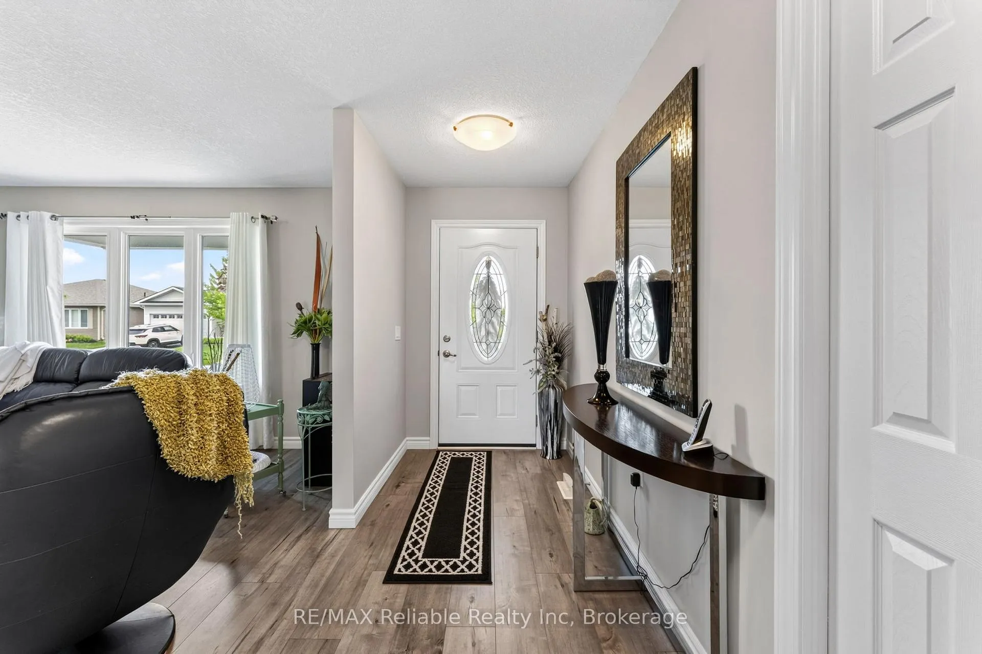 Photo 5 of 7 Windward Way S, Ashfield-Colborne-Wawanosh, Colborne — HOMEH