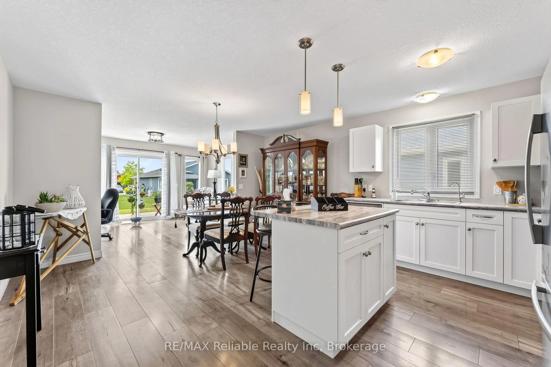 Photo 10 of 7 Windward Way S, Ashfield-Colborne-Wawanosh, Colborne — HOMEH