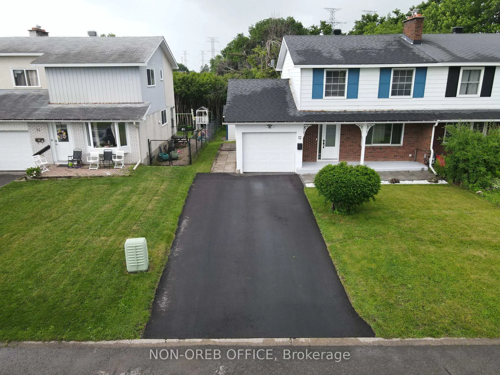 Photo 4 of 12 Downsview Crescent, Ottawa, Tanglewood — HOMEH